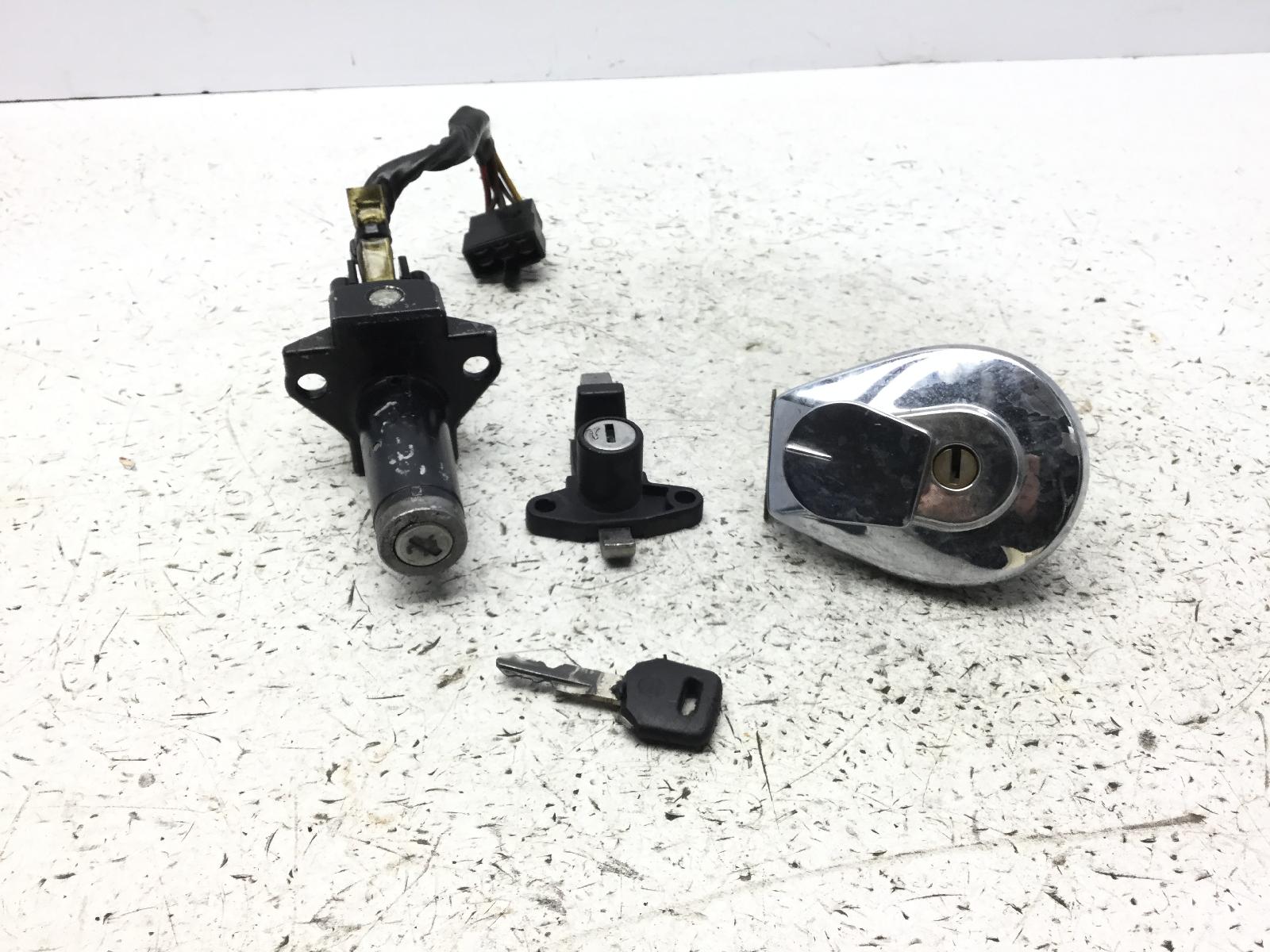 Honda vf 700 c magna 699 blocchetto accensione chiave con difetto 1986 1986 jh2rc2109fm