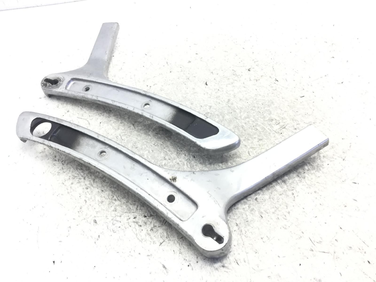 Honda vf 700 c magna 699 coppia staffe supporto schienale poggiaschiena 1986 1986 jh2rc2109fm