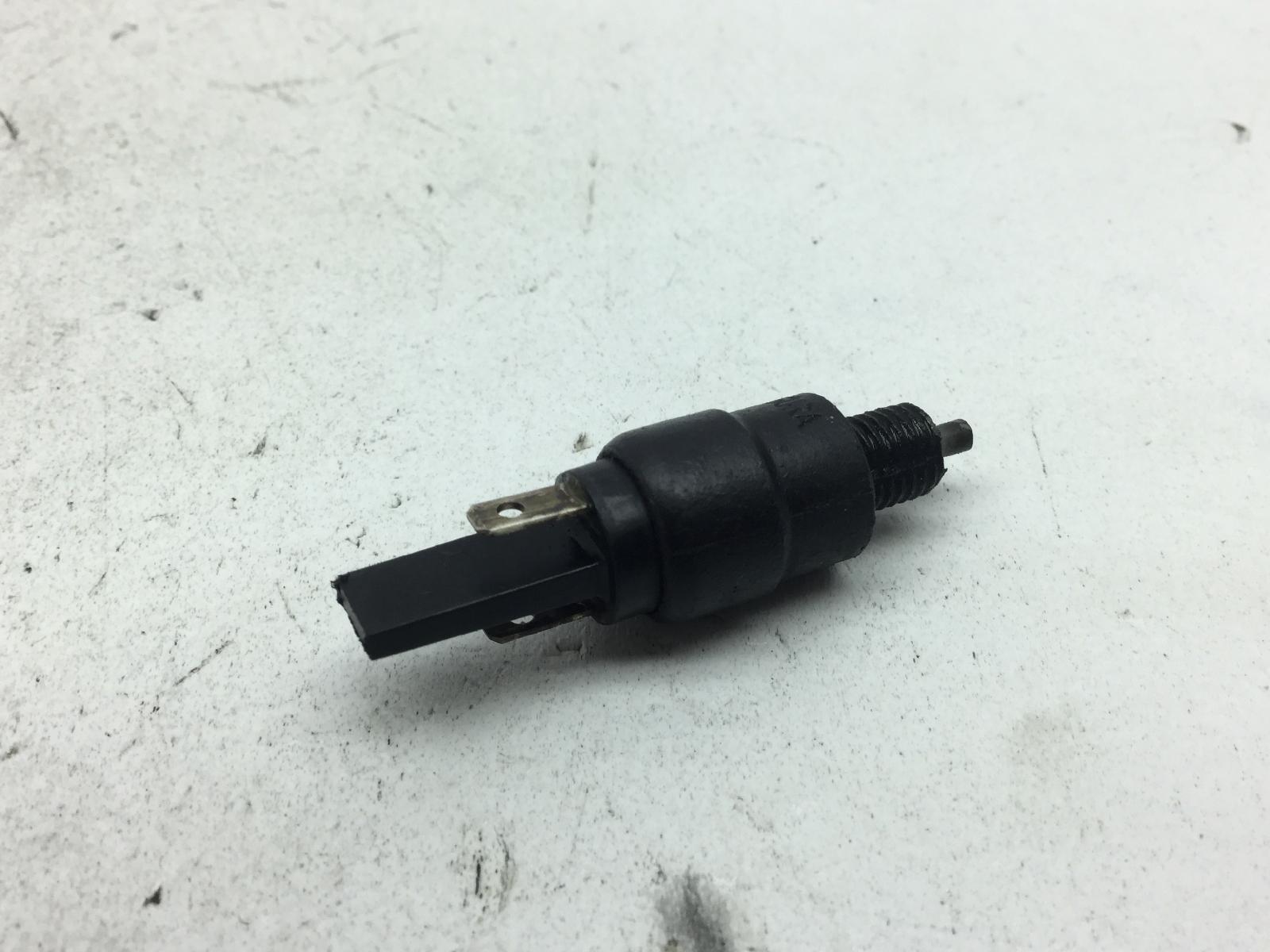 Aprilia scarabeo rotax 125 sensore stop microstop freno posteriore sinistro 1999 2002 pca00