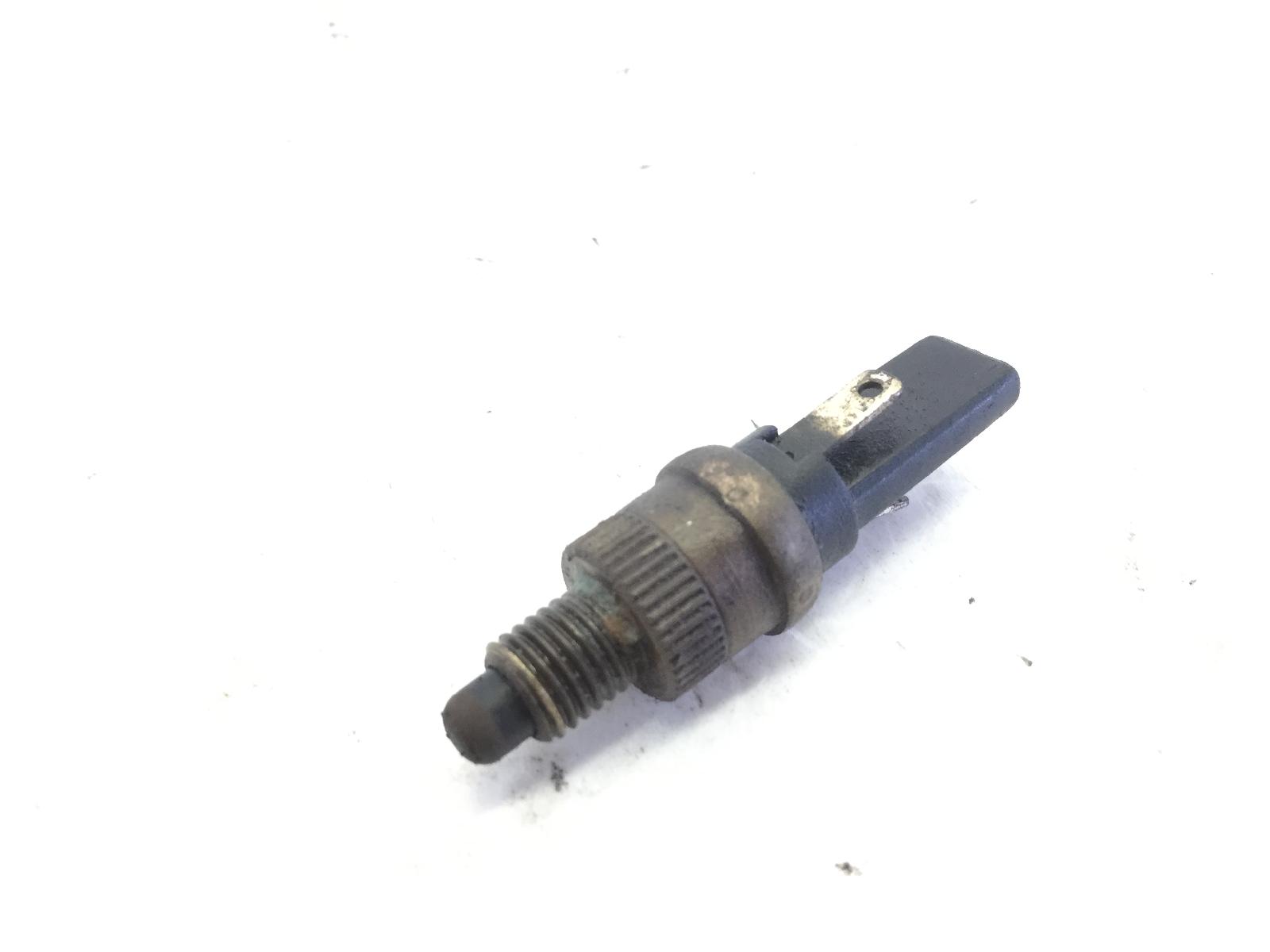 Aprilia scarabeo rotax 125 sensore stop microstop freno anteriore destro 1999 2002 pca00