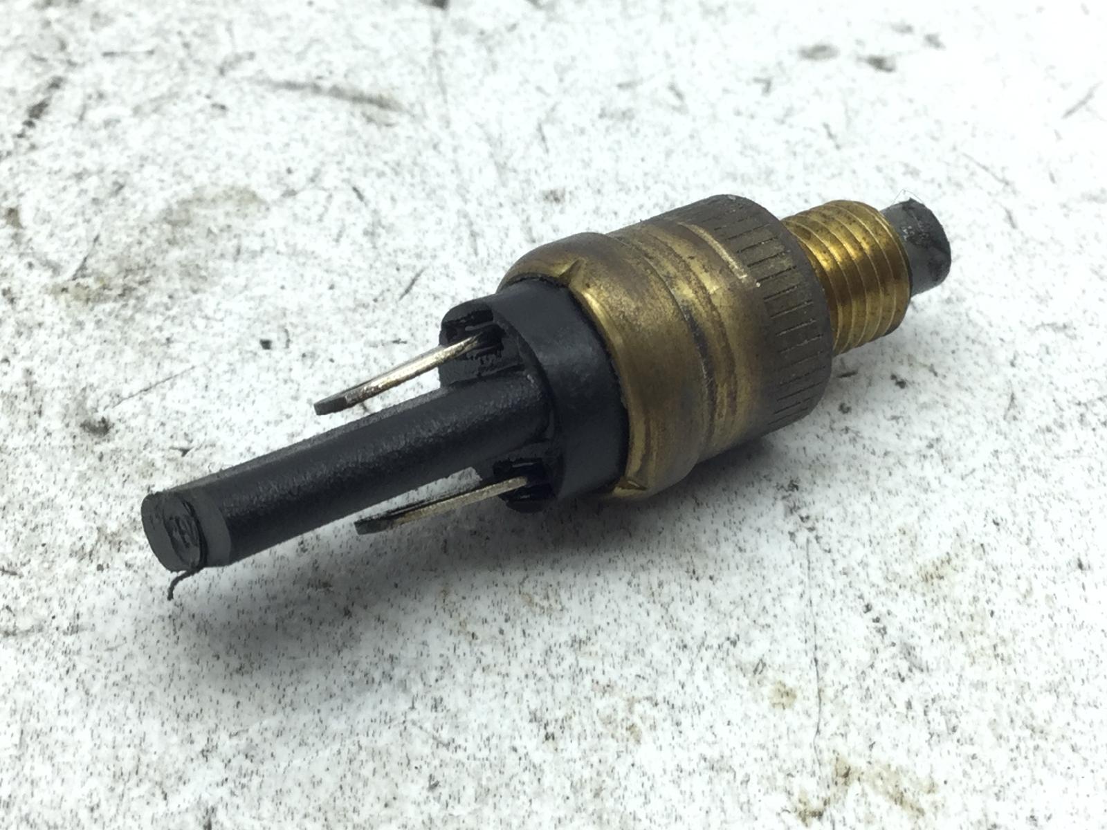 Peugeot speedfight 2t lc 50 sensore stop microstop freno anteriore destro 1999 1999 vgas1bbca
