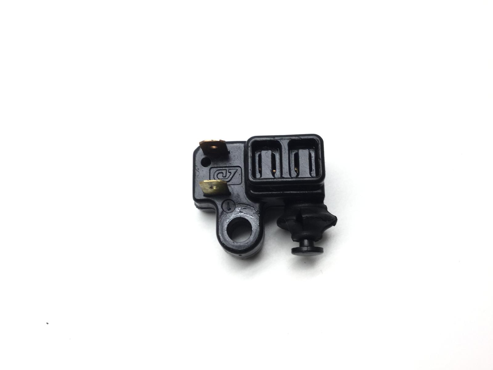 Yamaha x-max abs yp 400 sensore pulsante stop microstop freno anteriore 2015 2017 vg5sh111+-+mod+sh072