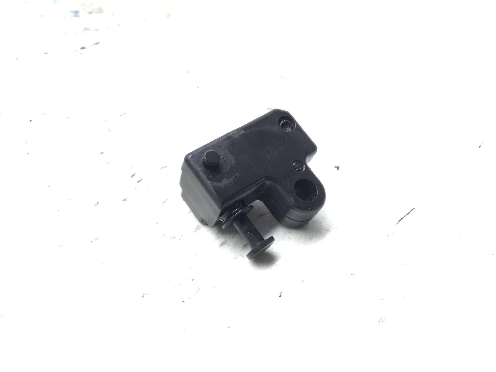 Yamaha x-max abs yp 400 sensore stop microstop freno anteriore destro 2015 2017 sh072