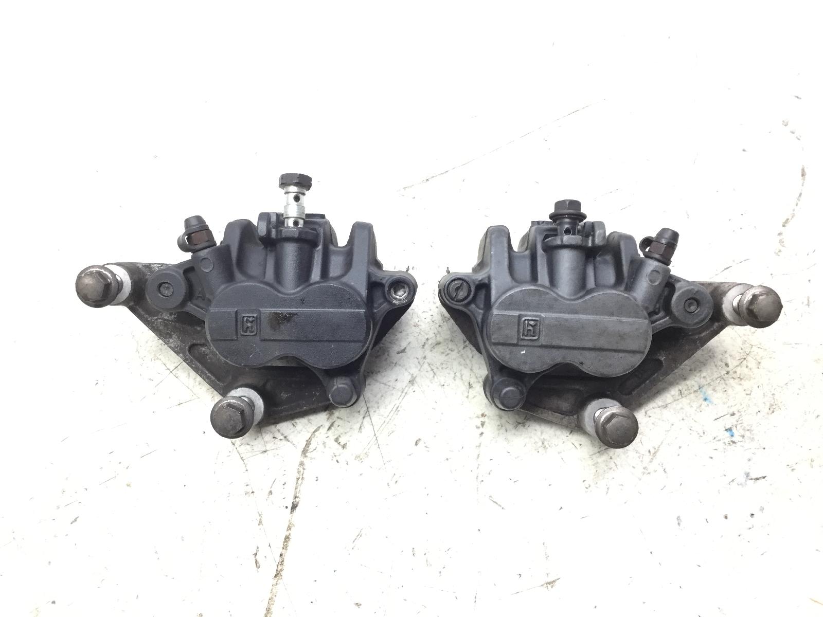 Yamaha x-max abs yp 400 coppia pinze freno anteriori - interasse: 83 mm 2015 2017 sh072