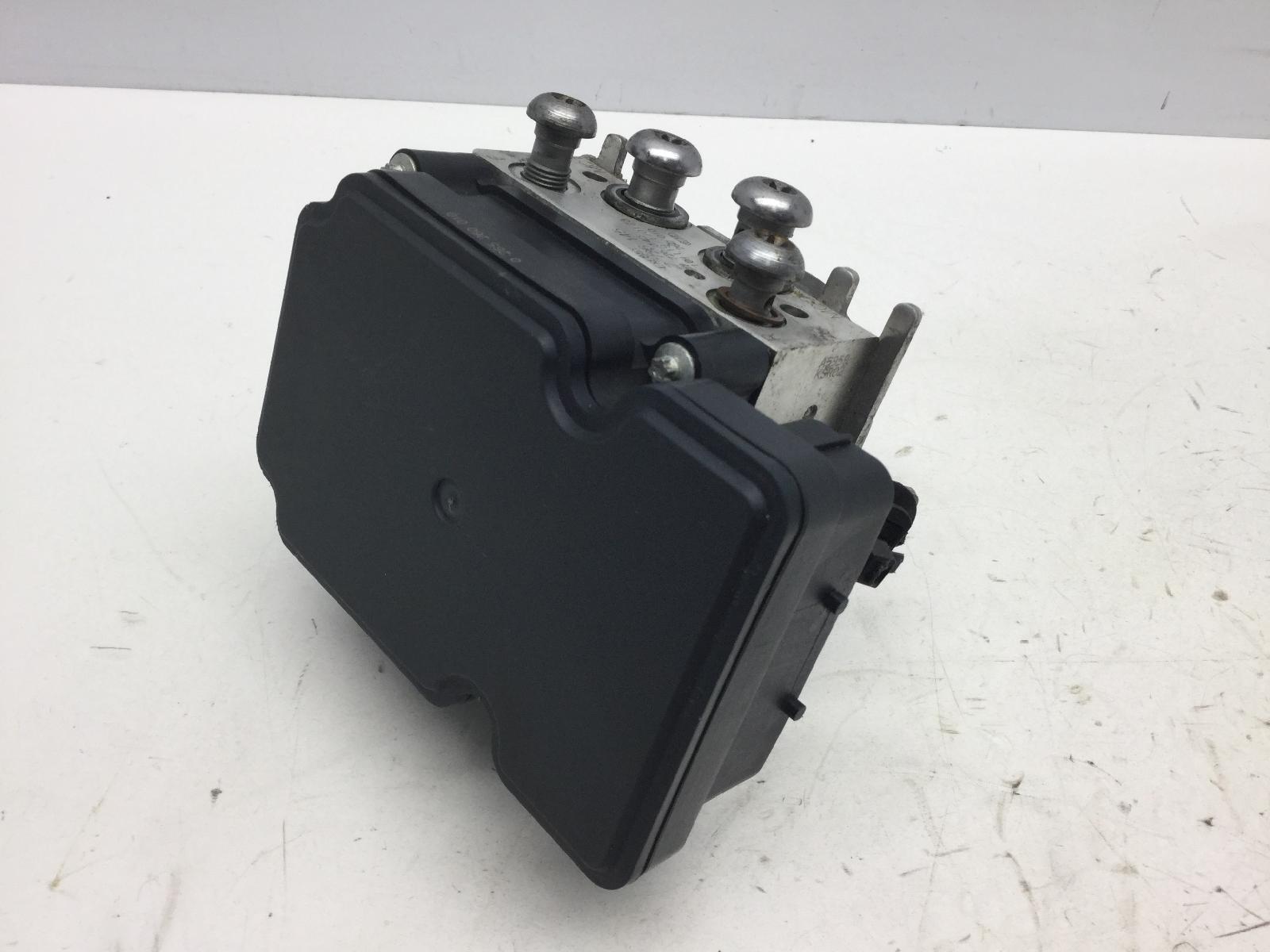 Bmw s 1000 rr 999 pompa freno abs 2012 2012 wb1050702bz072028