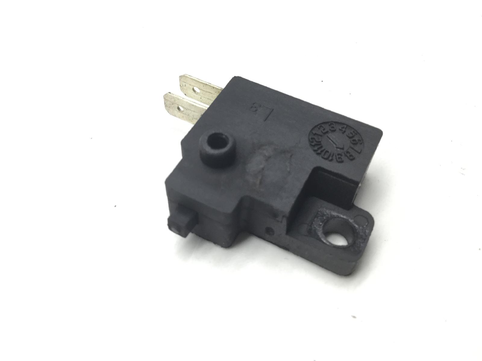 Kymco g-dink g dink 300 sensore pulsante stop microstop freno posteriore 2012 2012 v50010