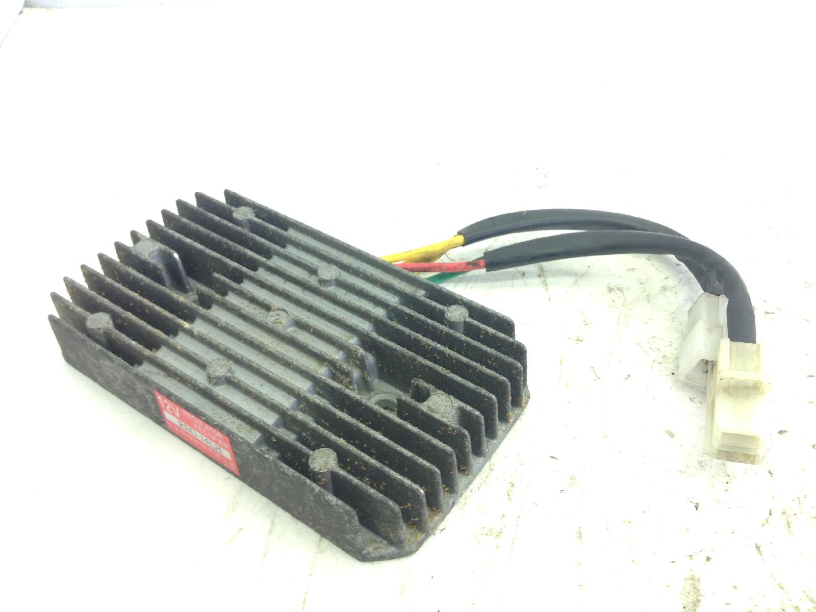 Kymco g-dink g dink 300 regolatore di tensione 2012 2012 v50010