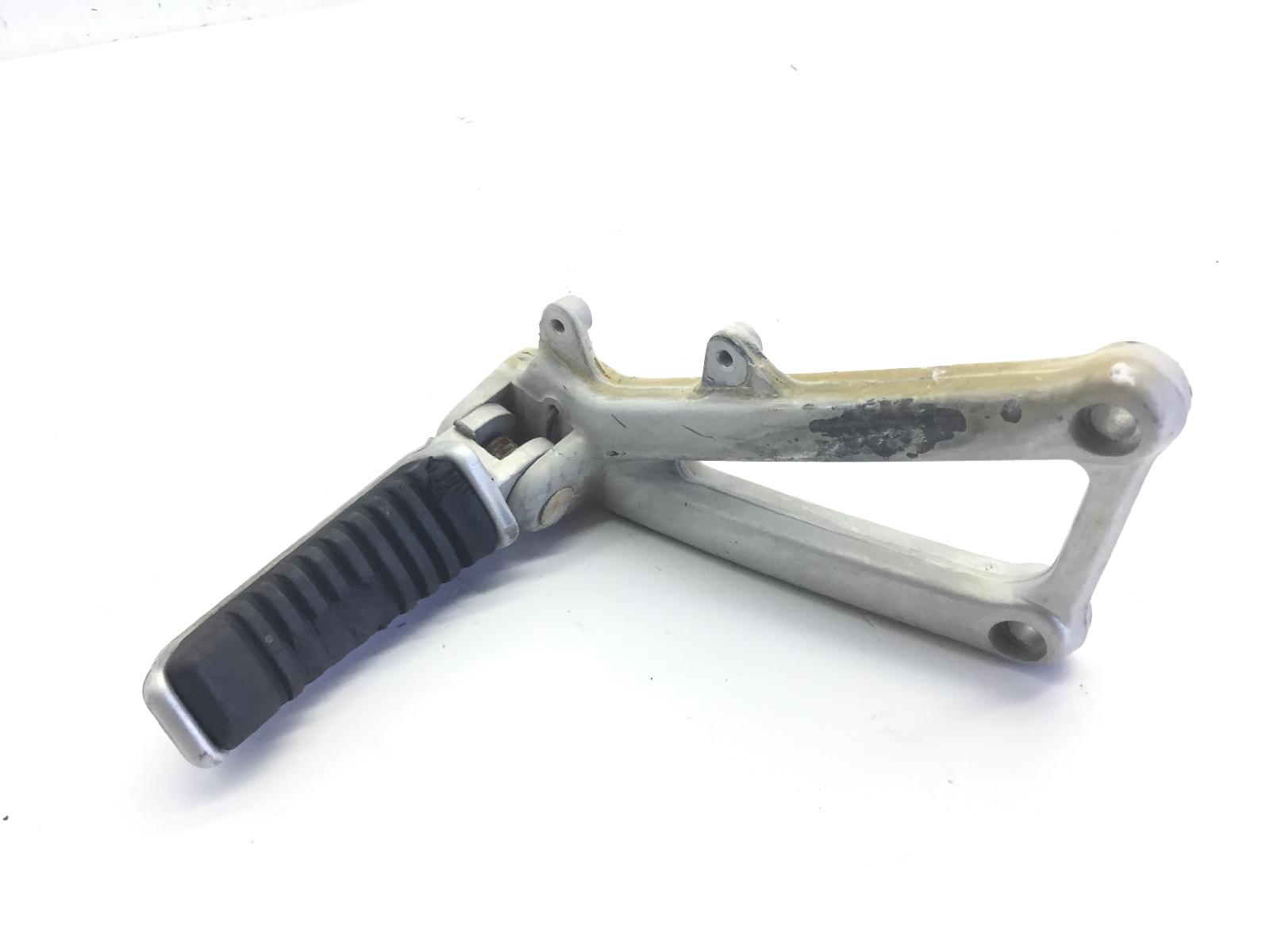 Ducati sport touring st2 944 pedana anteriore destra e supporto gomma rotta 1998 1999 s100aa+wb004581