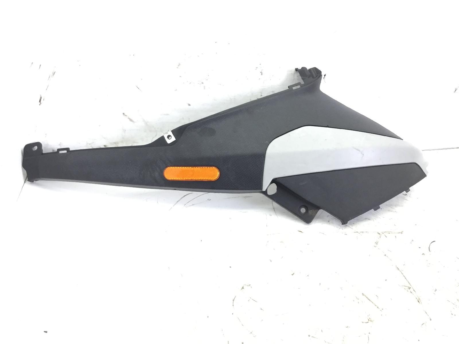 Piaggio nrg power purejet 50 carena fianchetto posteriore inferiore destro 2006 2006 c45200