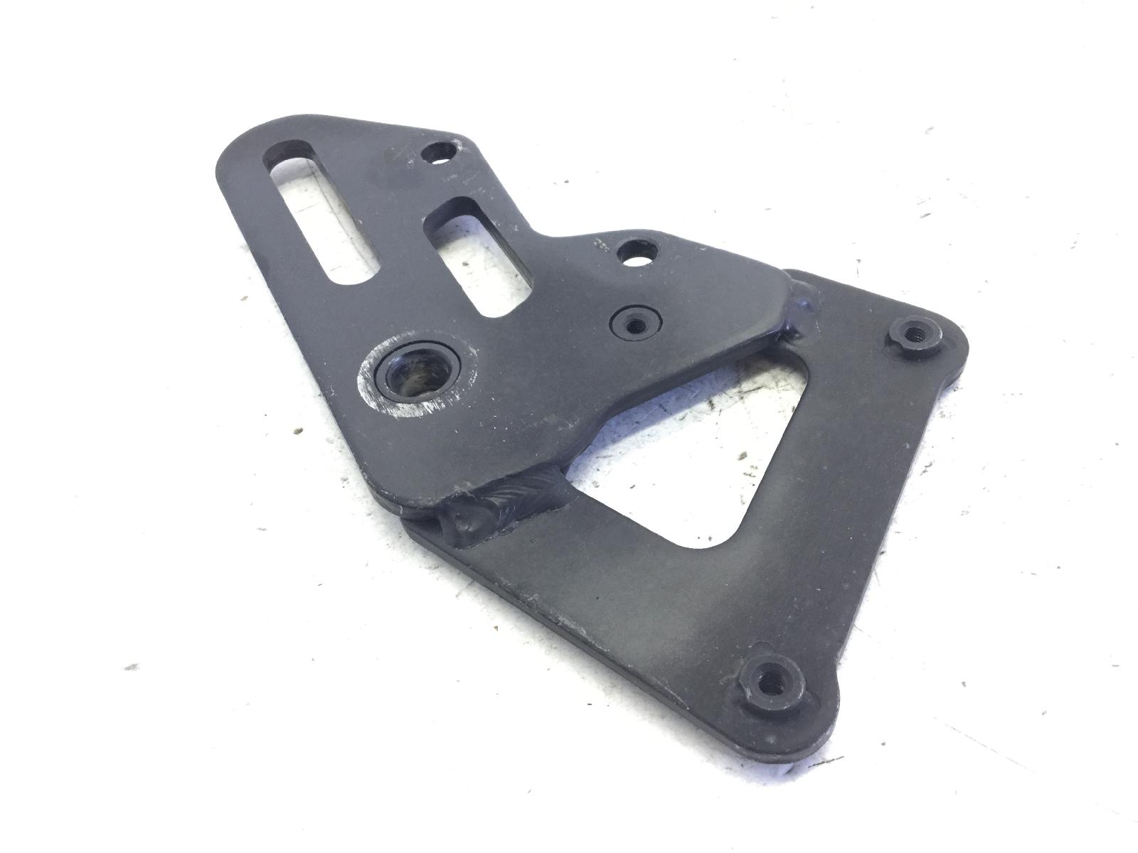 Keeway rkf 125 staffa supporto pinza freno posteriore 2018 2020 lbbu32007jb