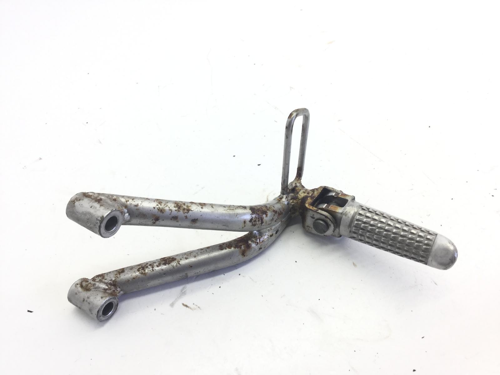 Suzuki rf r 600 pedana posteriore poggiapiede sinistra e supporto 1993 1996 gn76a