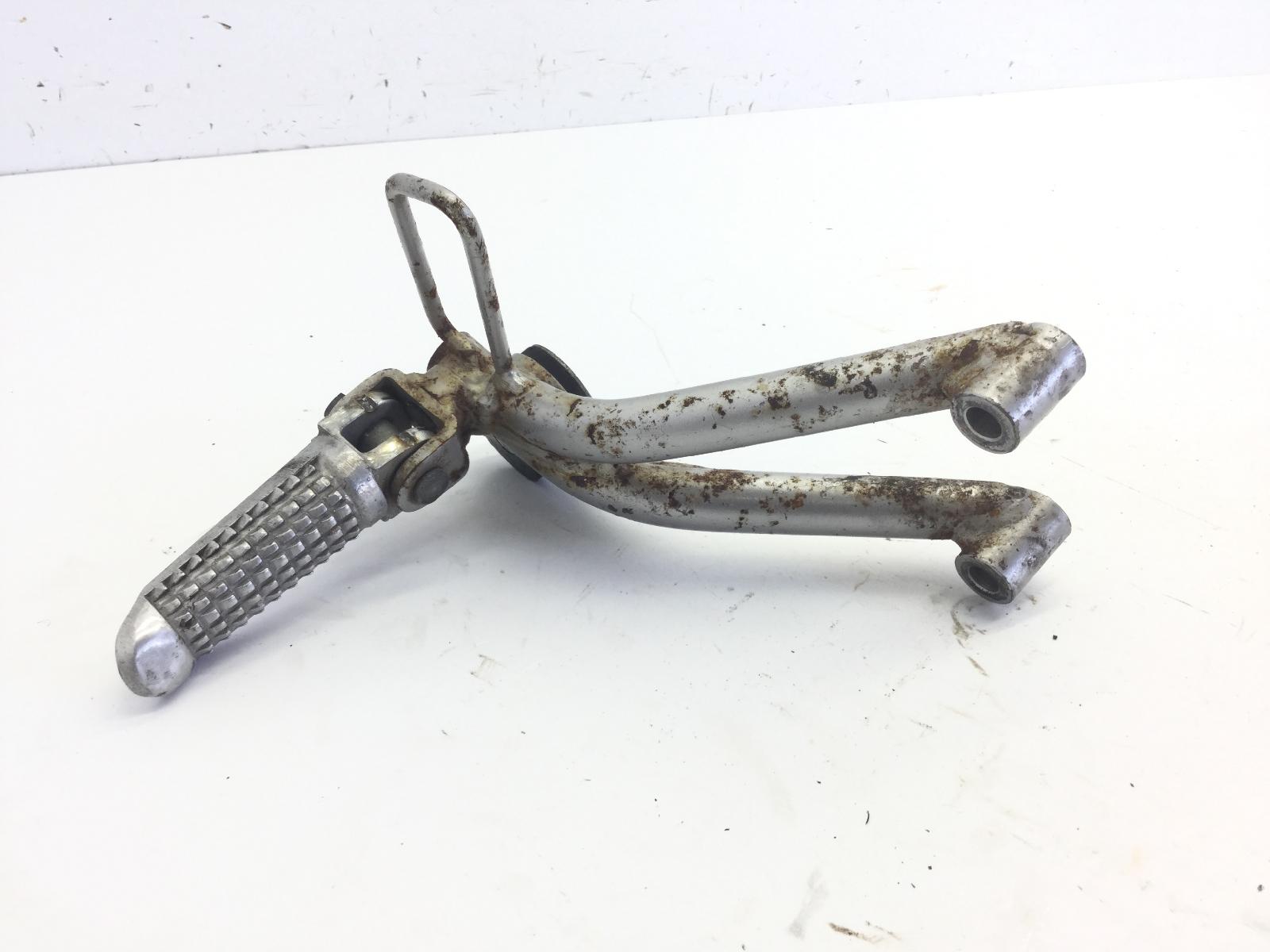 Suzuki rf r 600 pedana posteriore poggiapiede destra e supporto 1993 1996 gn76a