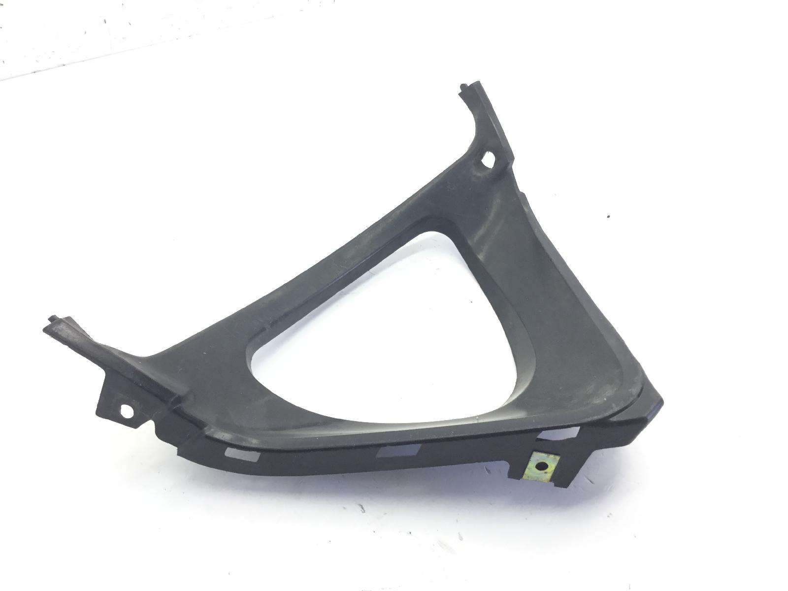 Suzuki rf r 600 carena chiglia puntale anteriore - crepe su attacco 1993 1996 gn76a