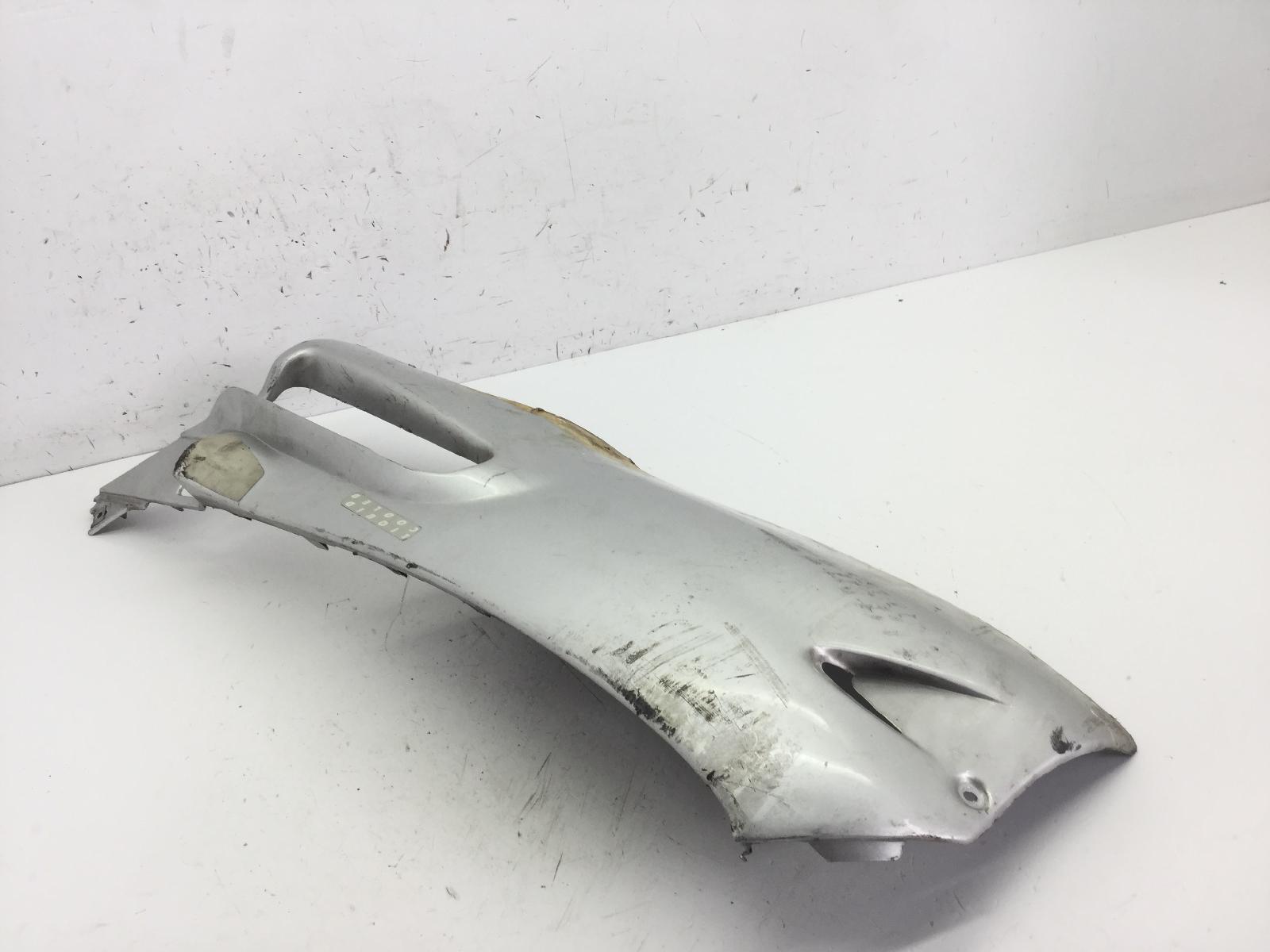 Aprilia leonardo 125 carena chiglia sottopedana sinistra - crepa su attacco 1996 1998 mb000