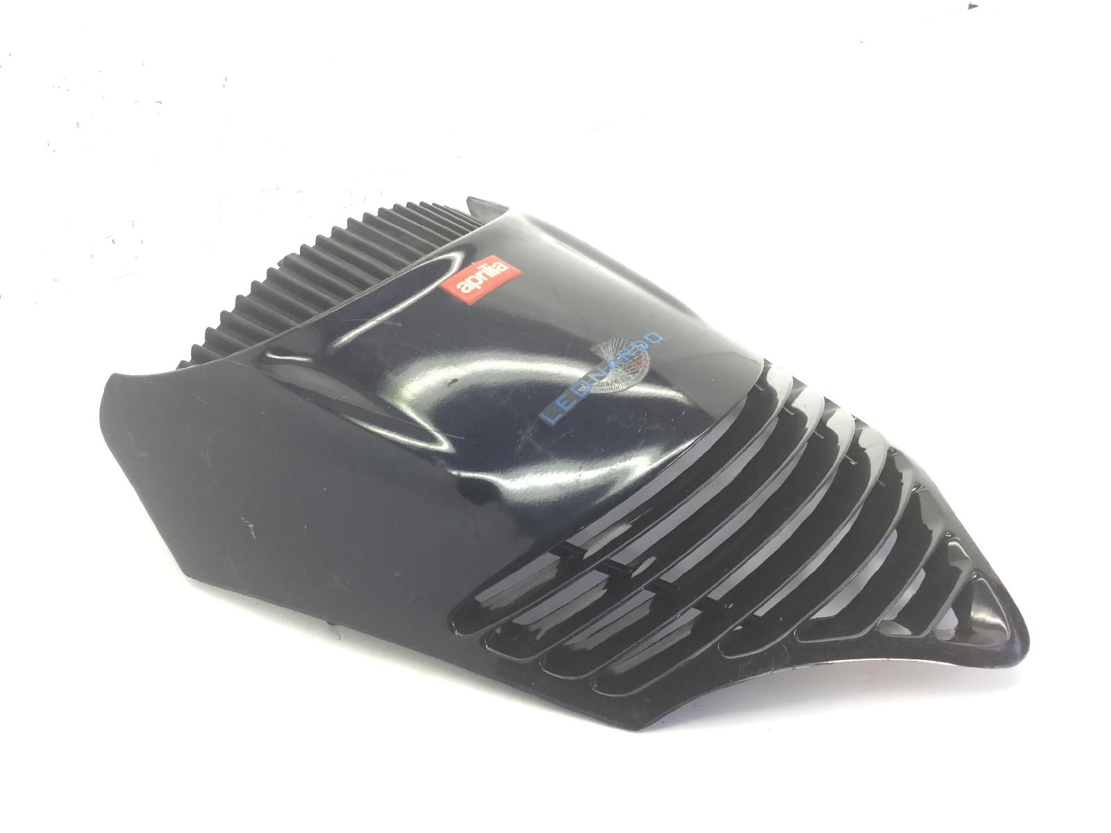Aprilia leonardo 125 coperchio carena scudo anteriore - attacco rotto 1996 1998 mb000
