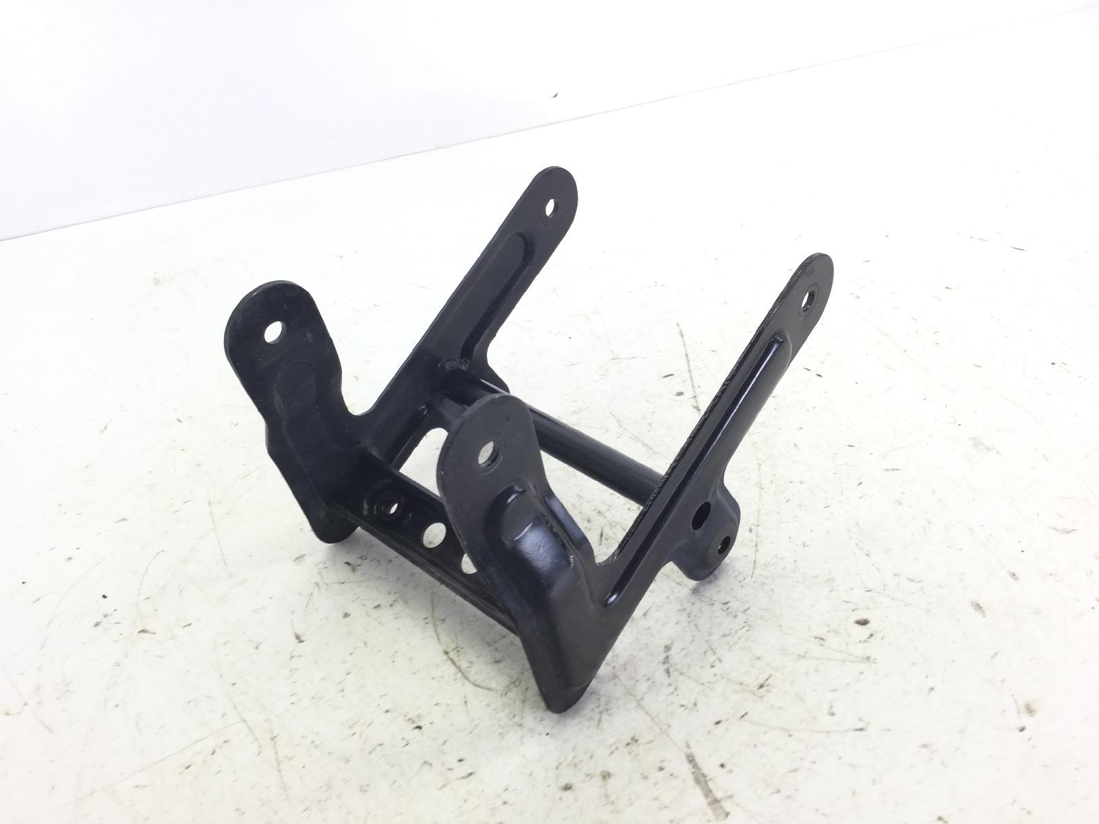 Kymco agility 4t carry 50 telaio telaietto supporto scudo anteriore 2011 2011 u65010