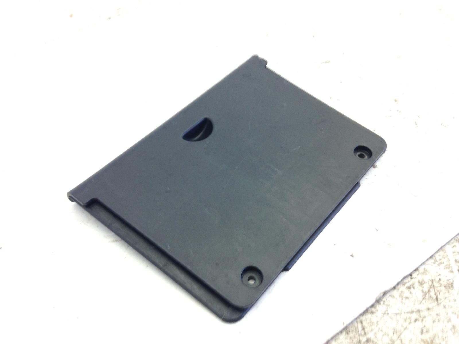 Kymco people one e4 125 carena coperchio tappo vano batteria 2016 2018 d42000