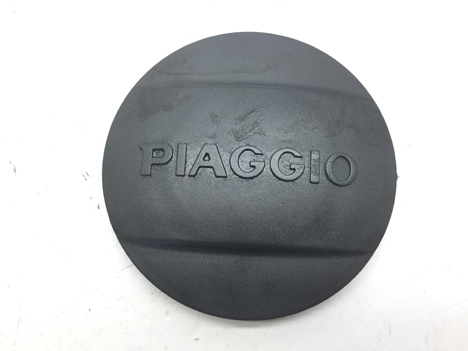 Piaggio x8 street e2 150 tappo logo carter trasmissione 2006 2008 m49200