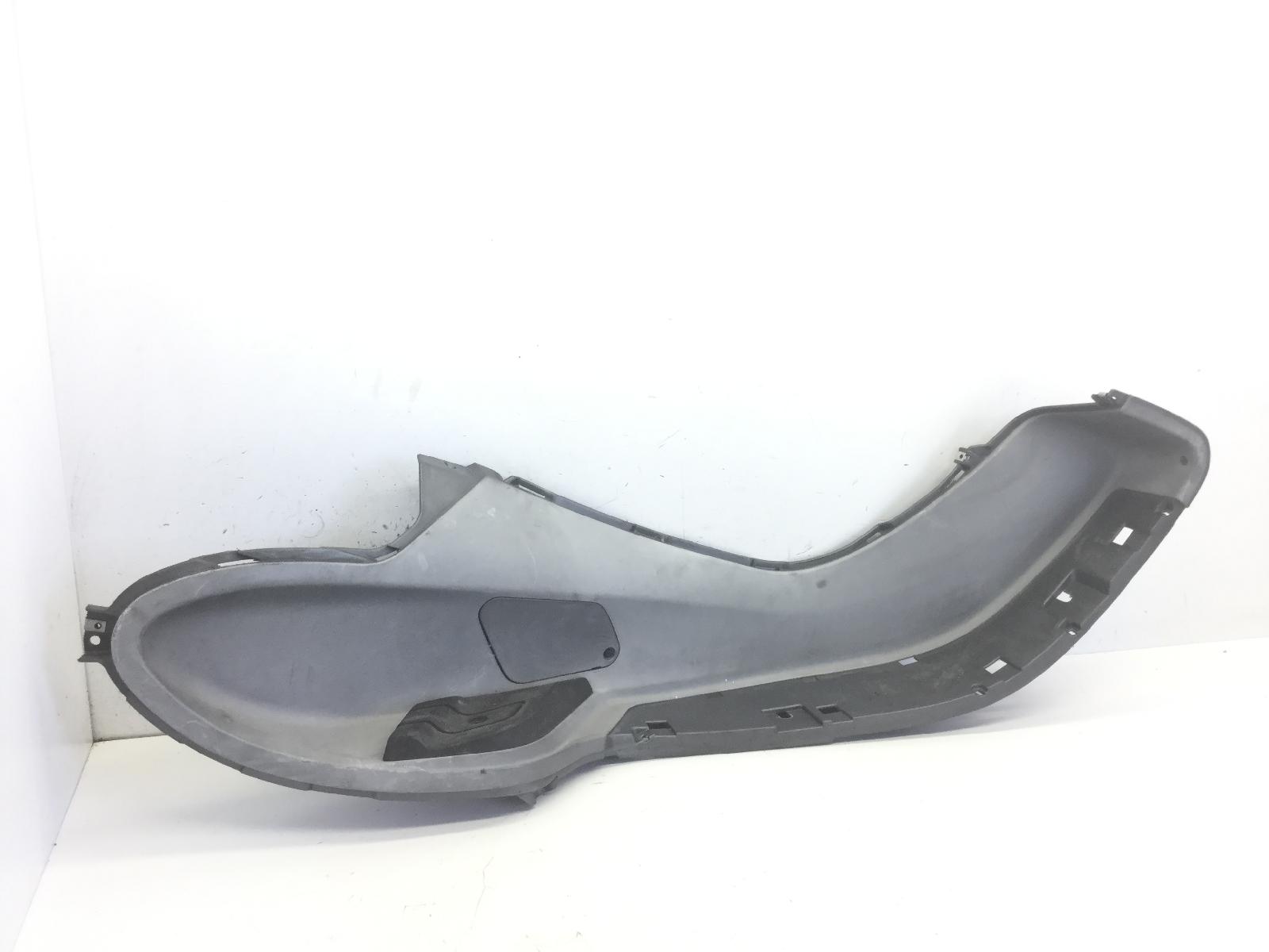 Piaggio x9 evolution 250 carena pedana pavimento poggiapiedi destra 2004 2004 m23000045