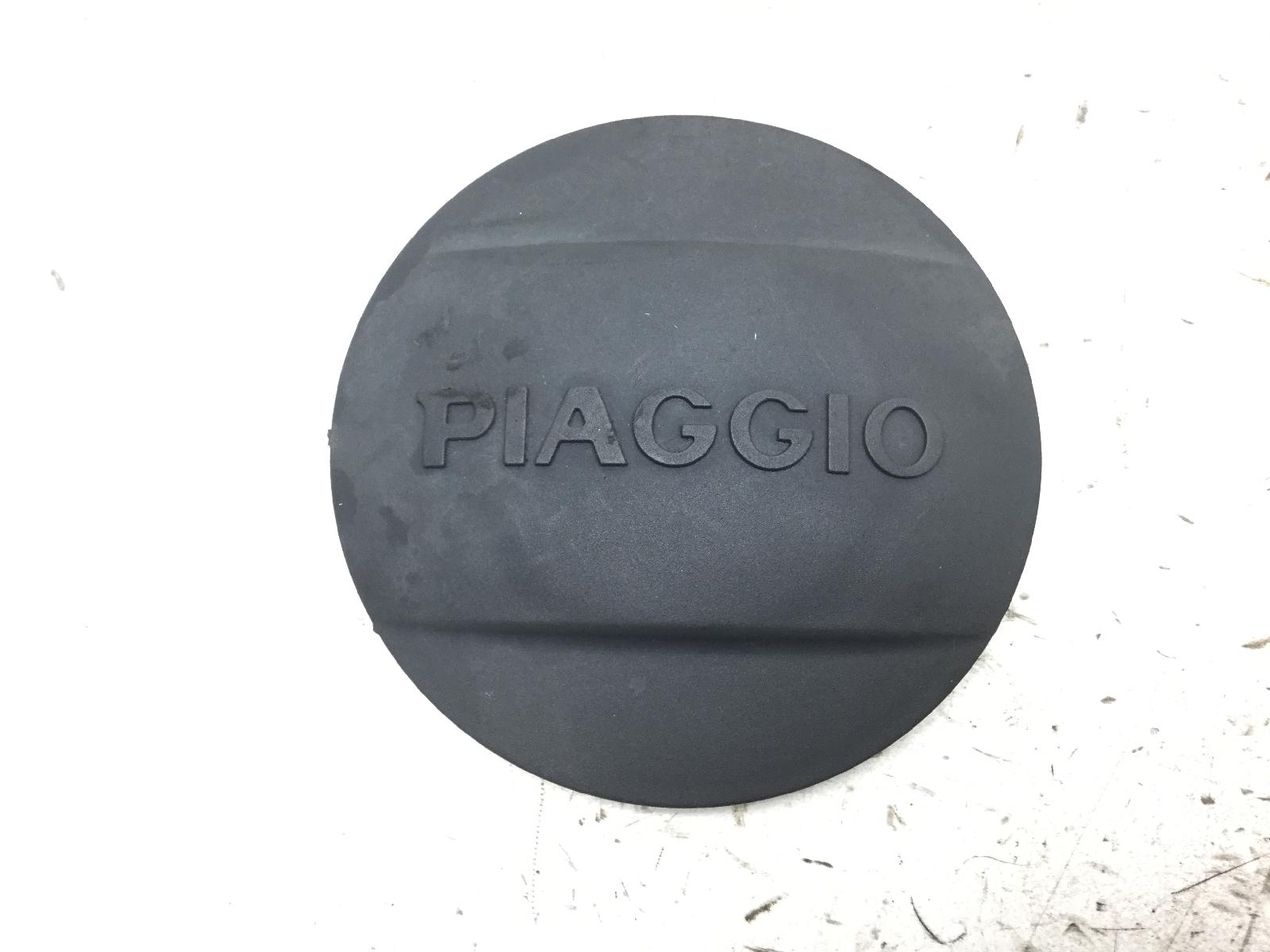 Piaggio x9 evolution 250 tappo logo carter coperchio trasmissione 2004 2004 m23000045
