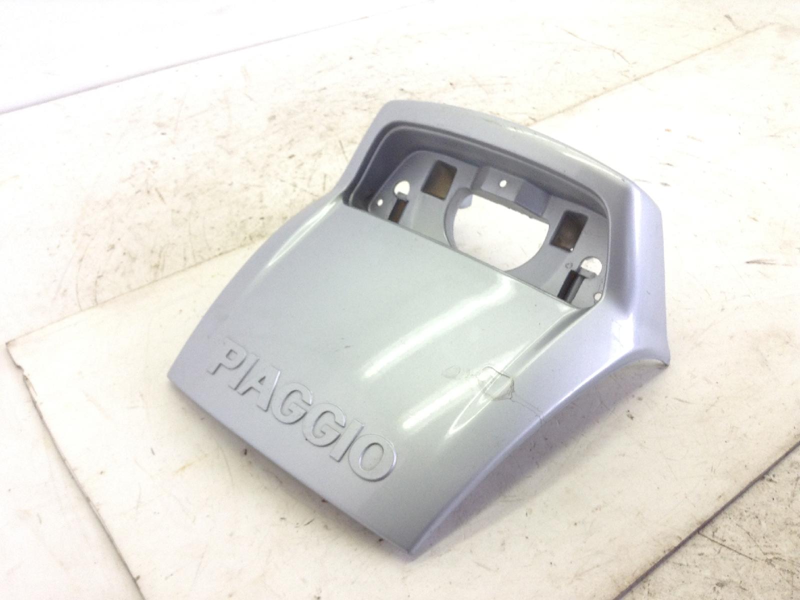 Piaggio x9 evolution 250 carena coperchio supporto faro fanale posteriore 2004 2004 m23000045