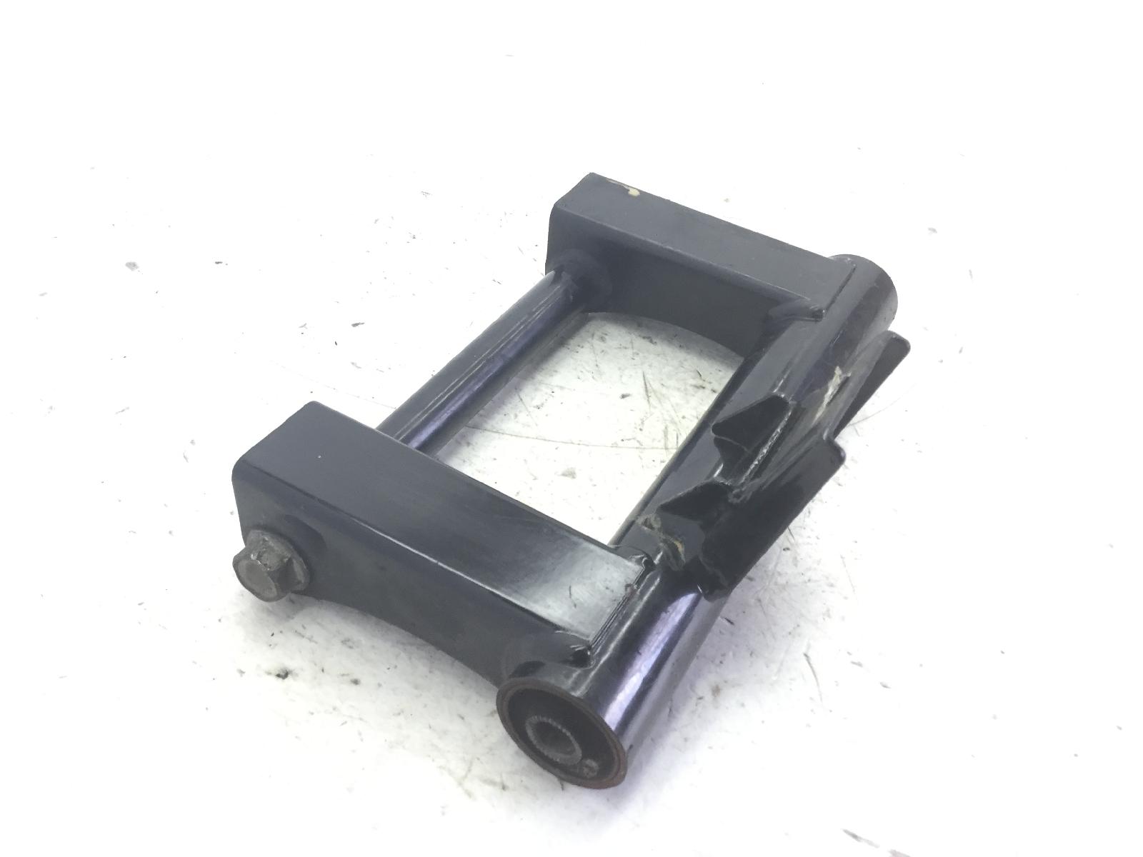 Suzuki sixteen 150 staffa supporto motore 2008 2010 cp111
