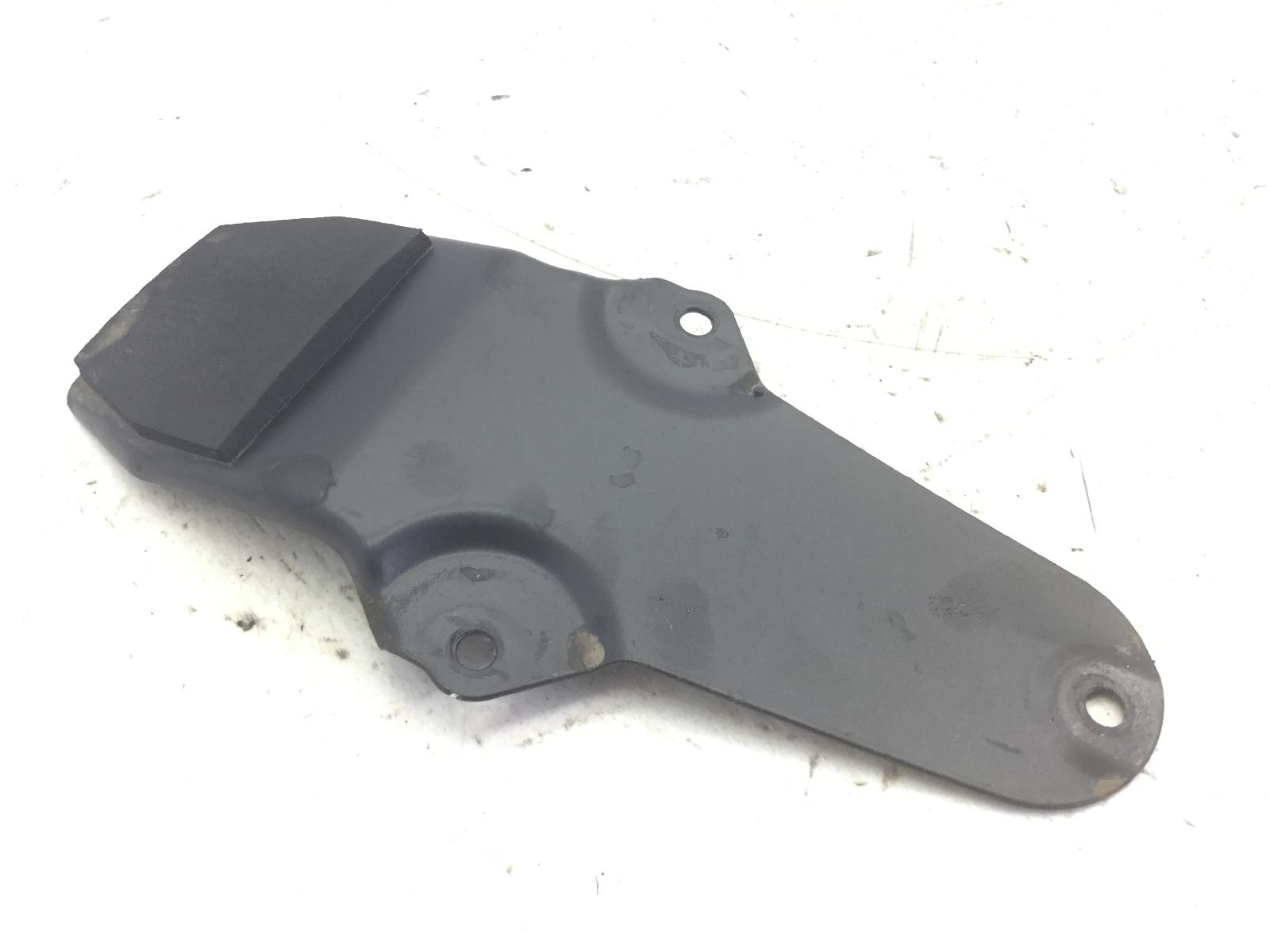 Suzuki sixteen 150 staffa supporto parafango ruota anteriore 2008 2010 cp111