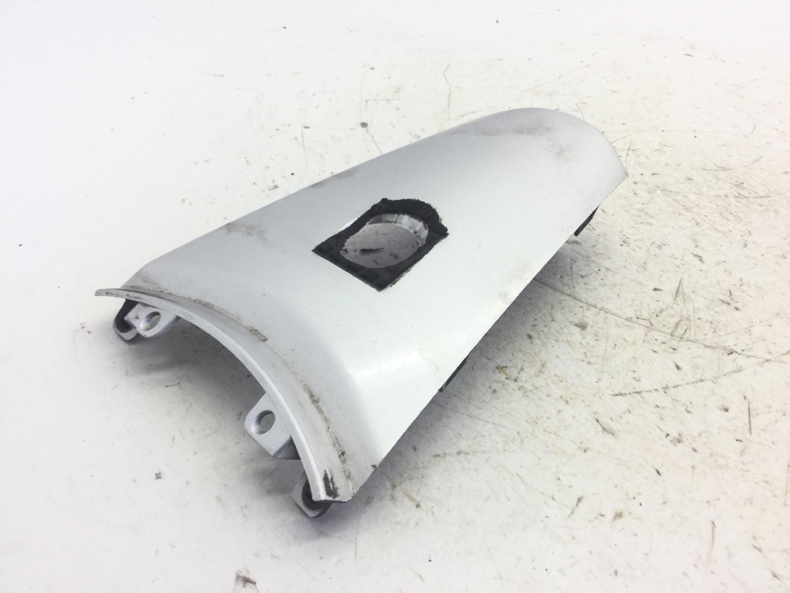 Suzuki sixteen 150 carena coperchio chiusura fiancate posteriori 2008 2010 cp111