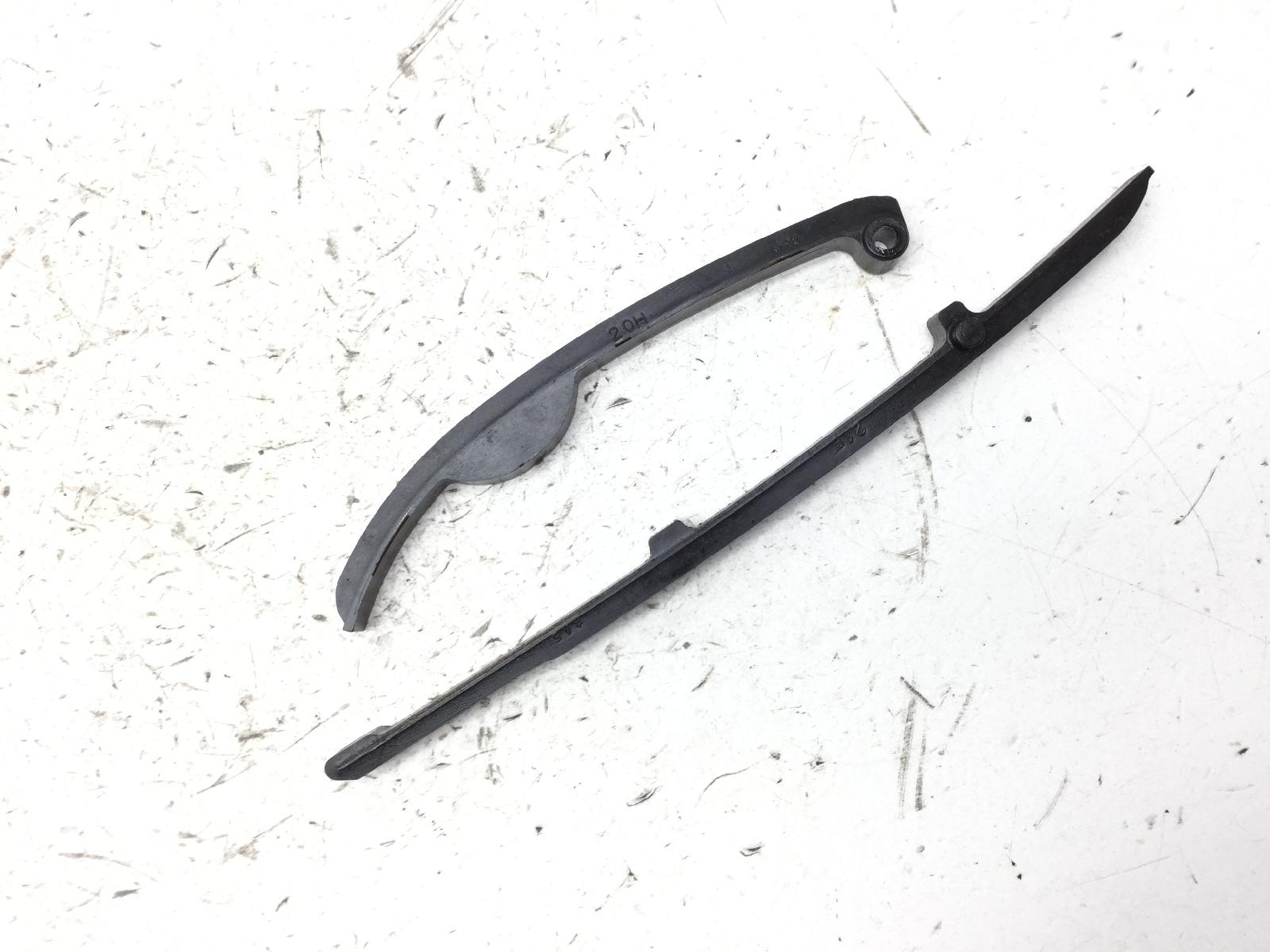 Suzuki sixteen 150 coppia pattini guida tendicatena 2008 2010 cp111