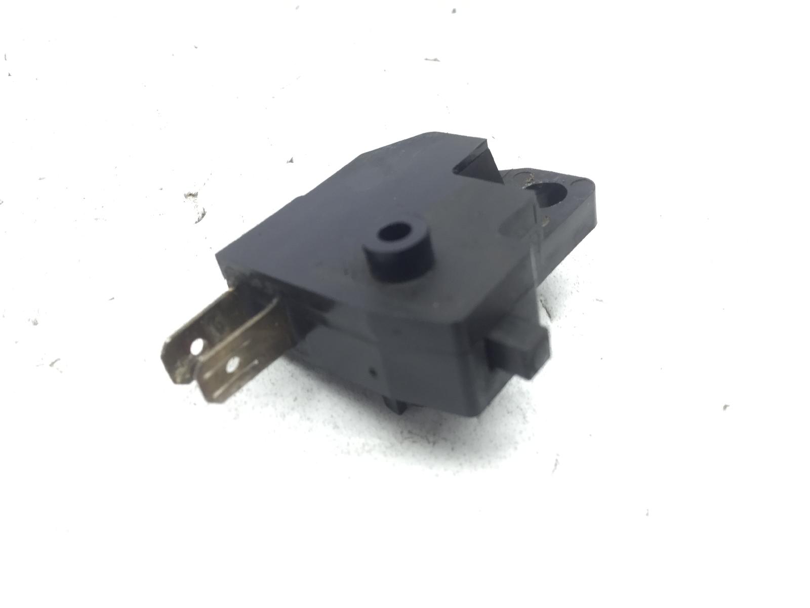 Suzuki sixteen 150 sensore stop microstop freno posteriore sinistro 2008 2010 cp111
