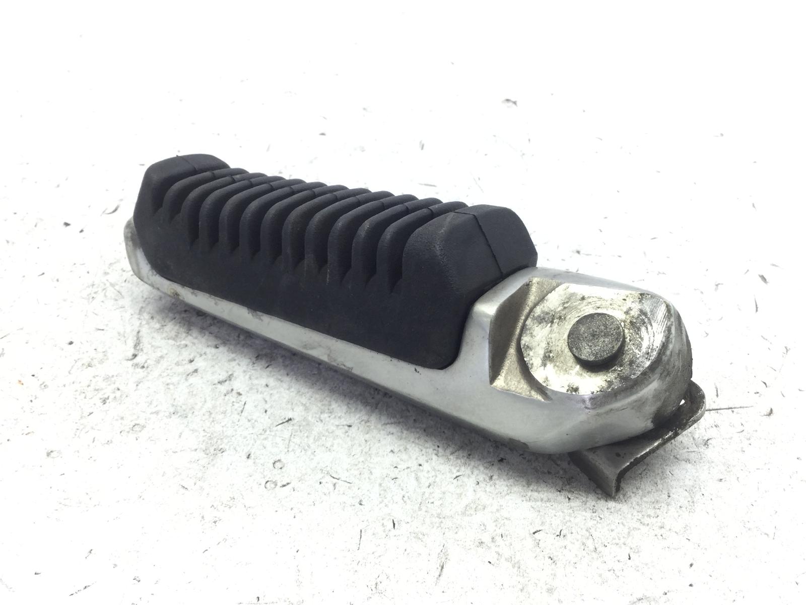 Suzuki sixteen 150 pedana posteriore destra 2008 2010 cp111