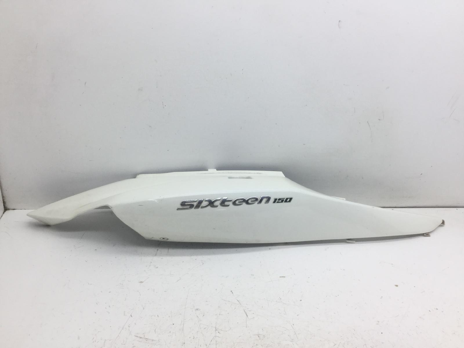 Suzuki sixteen 150 carena fiancata posteriore destra 2008 2010 cp111