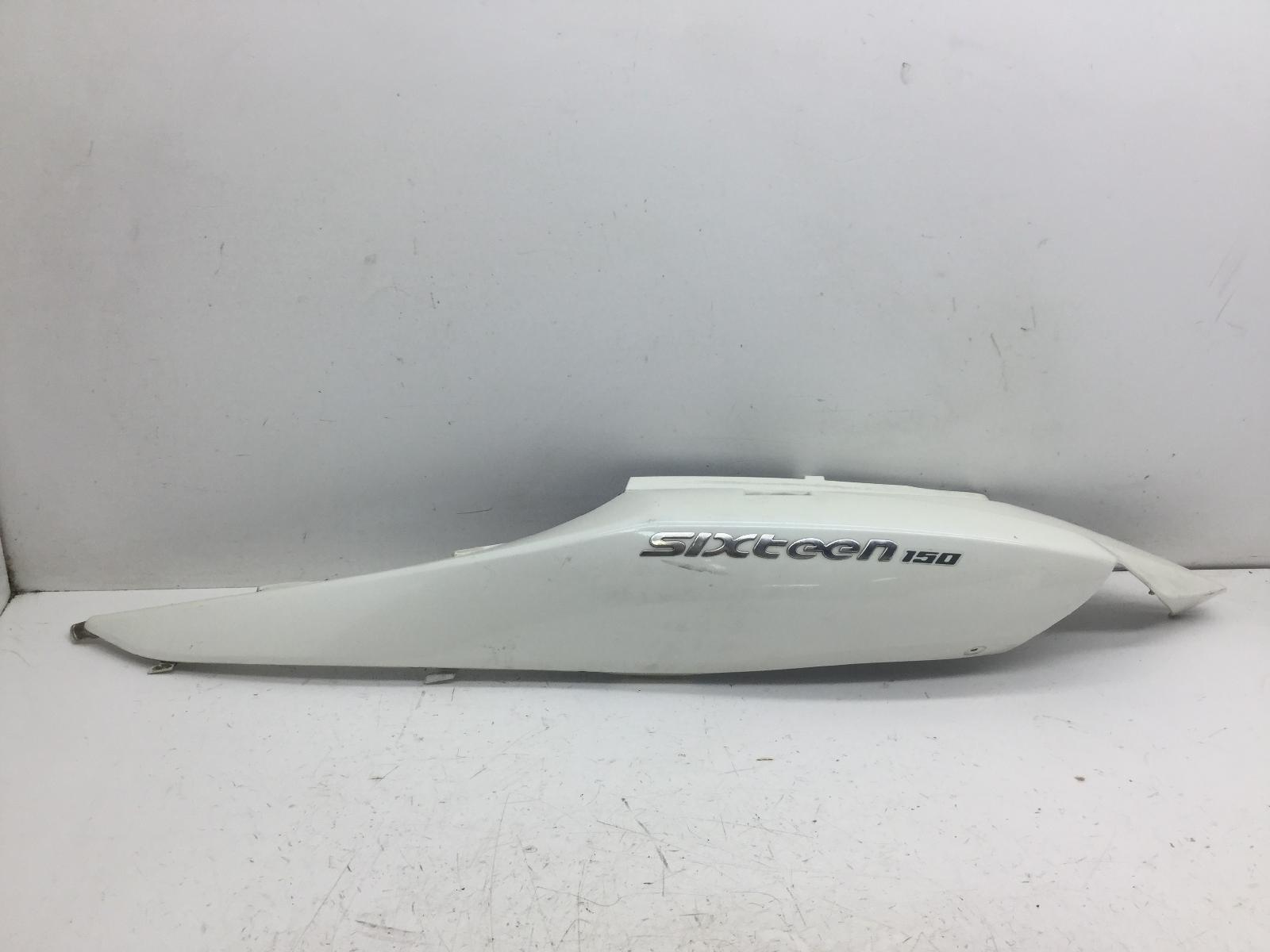Suzuki sixteen 150 carena fiancata posteriore sinistra 2008 2010 cp111