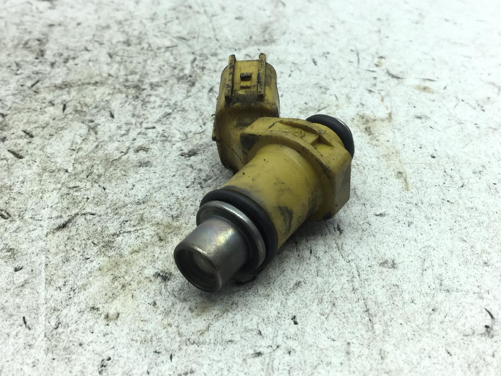 Suzuki sixteen 150 iniettore benzina carburante fuel 2008 2010 cp111