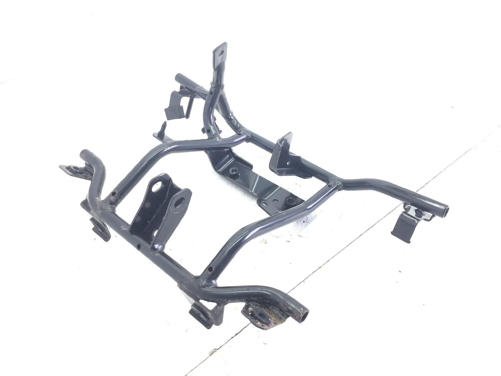 Suzuki sixteen 150 telaio telaietto supporto scudo anteriore 2008 2010 cp111