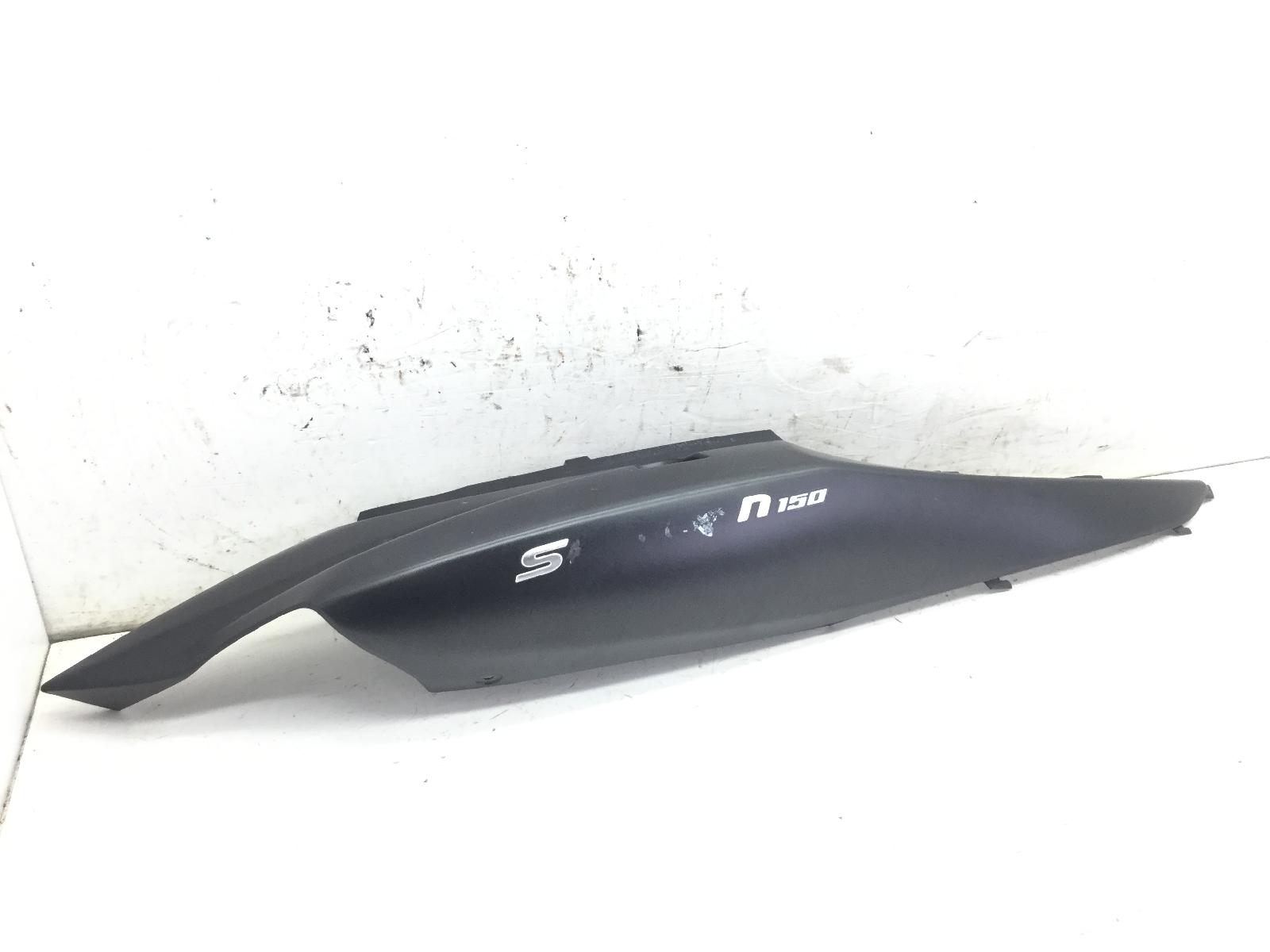 Suzuki sixteen 150 carena fiancata posteriore destra 2008 2010 cp111