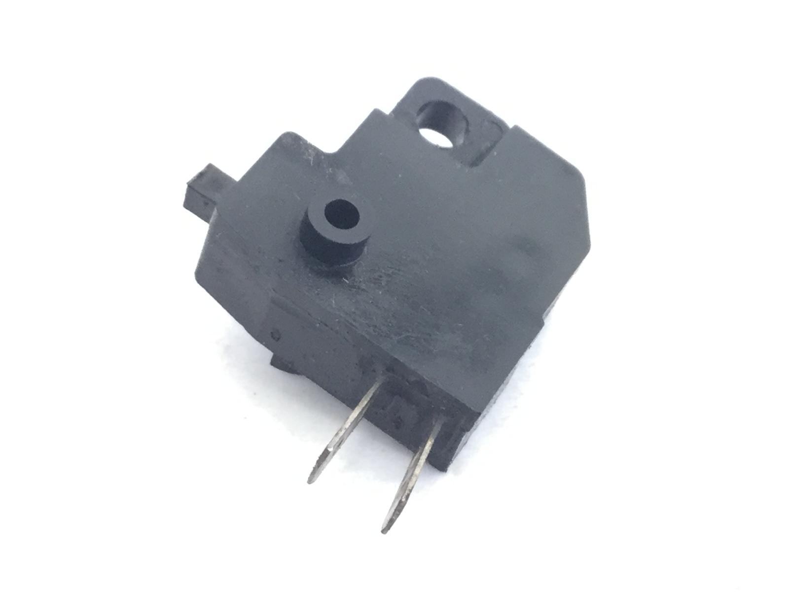Suzuki sixteen 150 sensore stop microstop freno anteriore destro 2008 2010 cp111