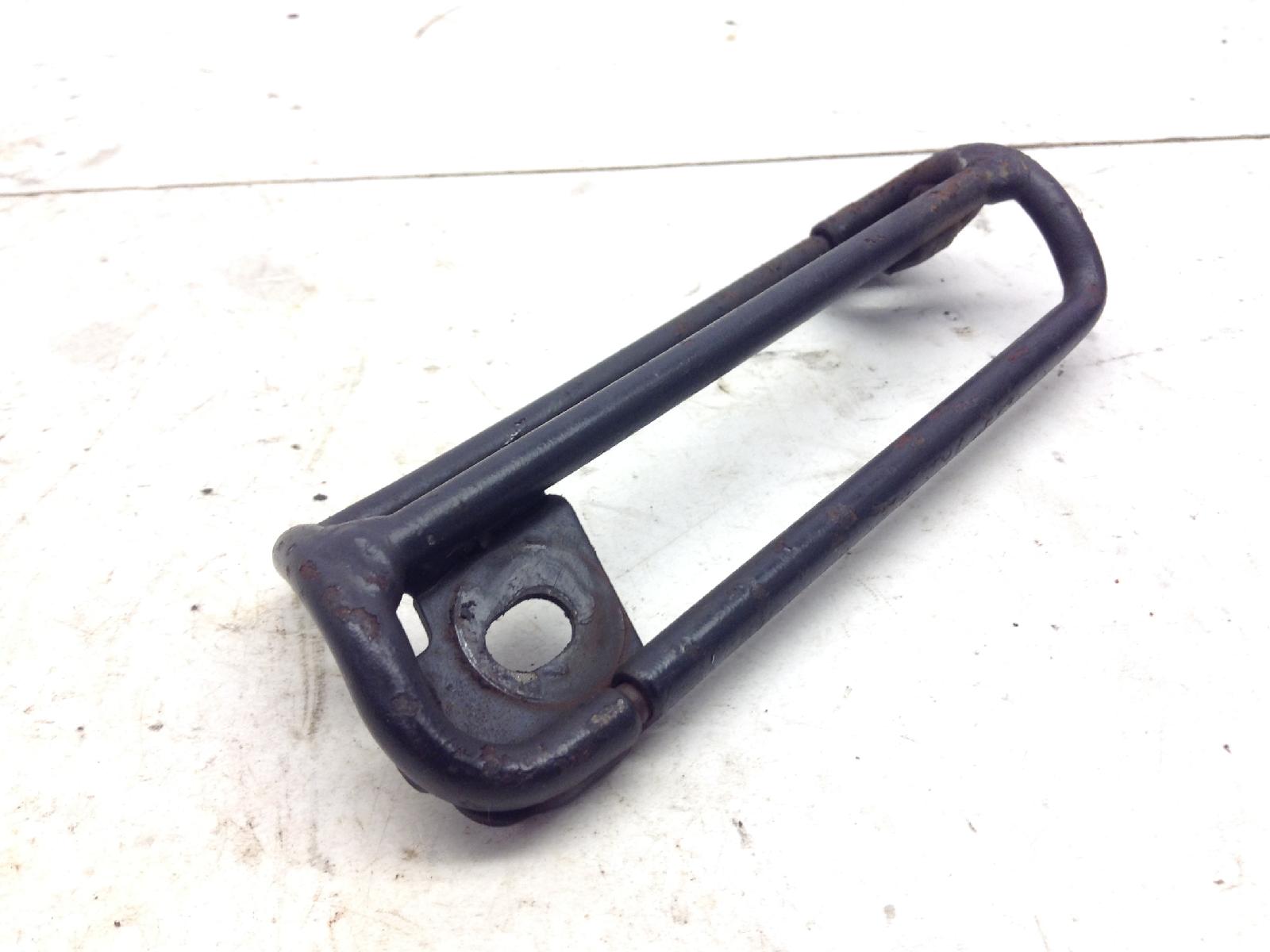 Suzuki sixteen 150 staffa supporto paracalore collettore marmitta 2008 2010 cp111