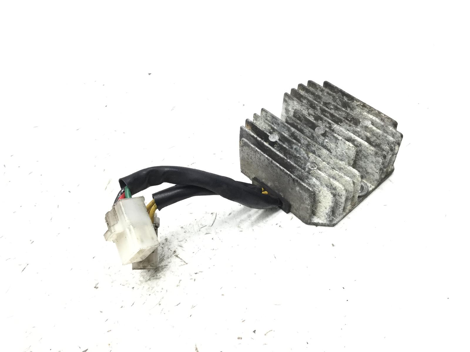 Sym joyride 150 regolatore di tensione 2001 2002 rfgla15w61s
