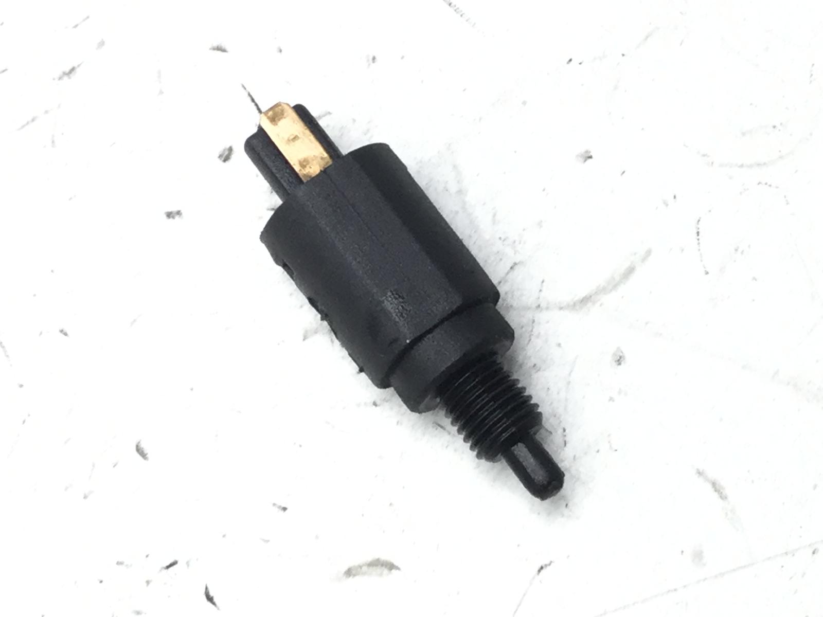 Piaggio skipper 4t 150 sensore stop microstop freno anteriore 2000 2002 m21000000