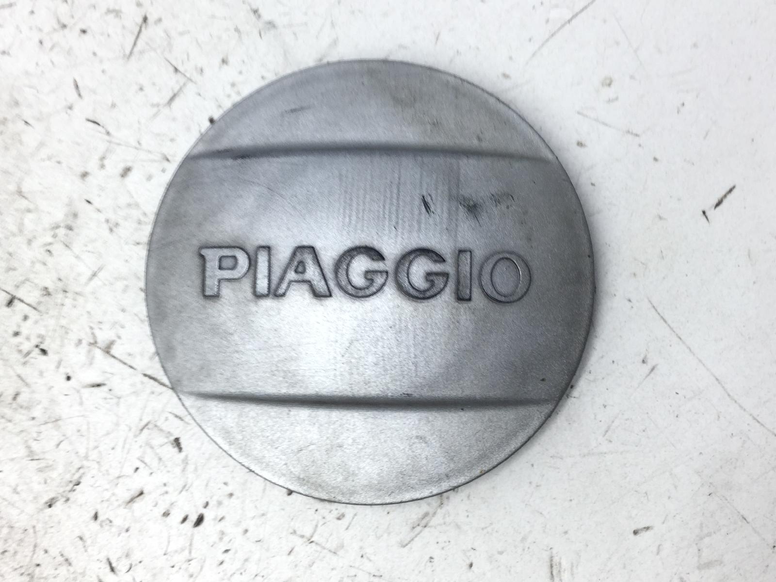 Piaggio skipper 4t 150 tappo logo carter trasmissione 2000 2002 m21000000