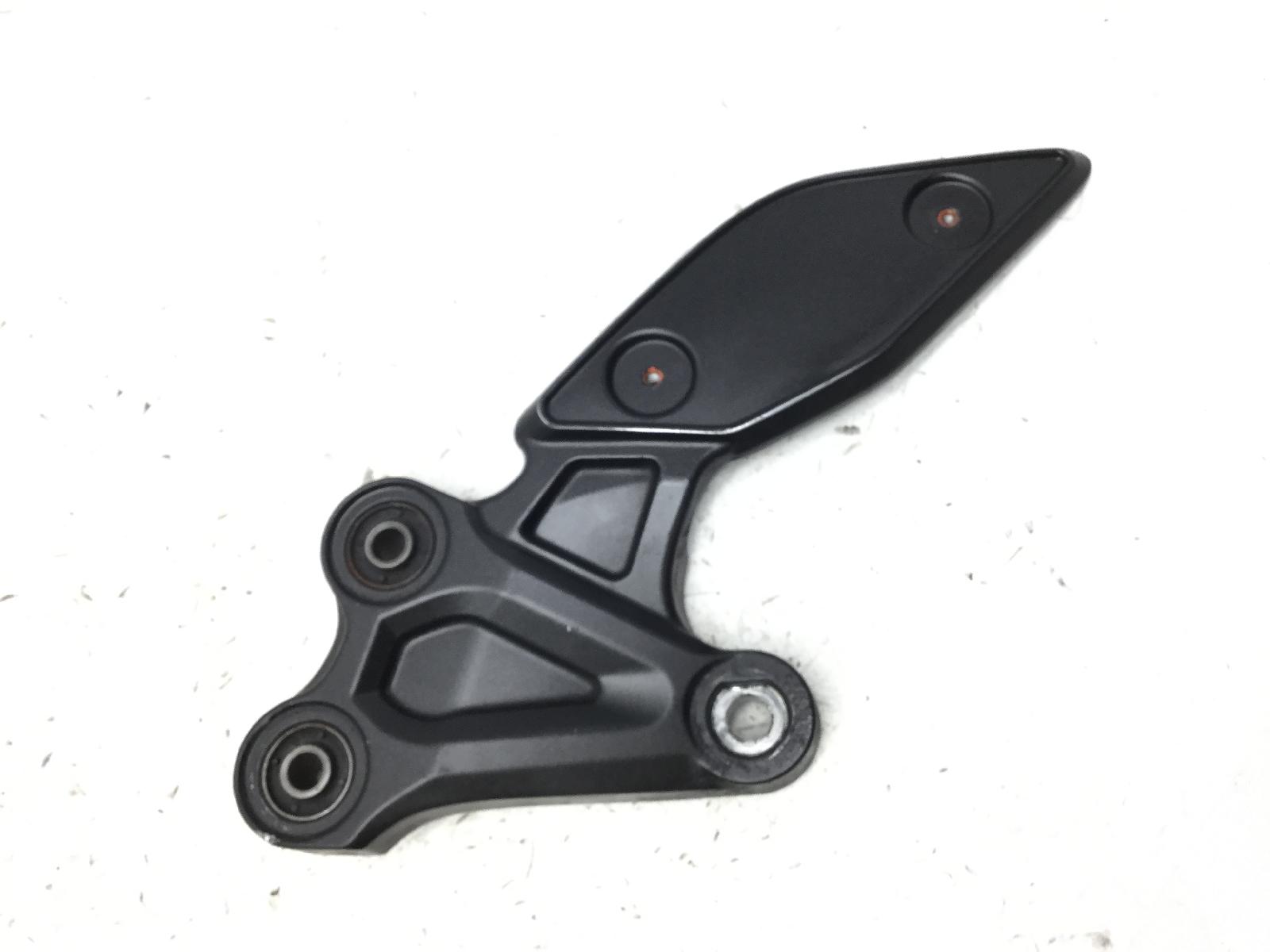 Yamaha fz8 na 800 supporto pedana anteriore sinistra 2013 2013 rn256