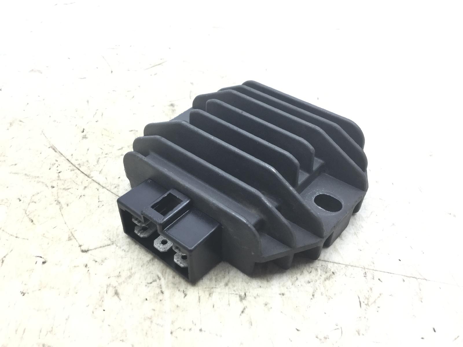 Italjet torpedo 150 regolatore di tensione corrente 1999 2002 zj1t21500