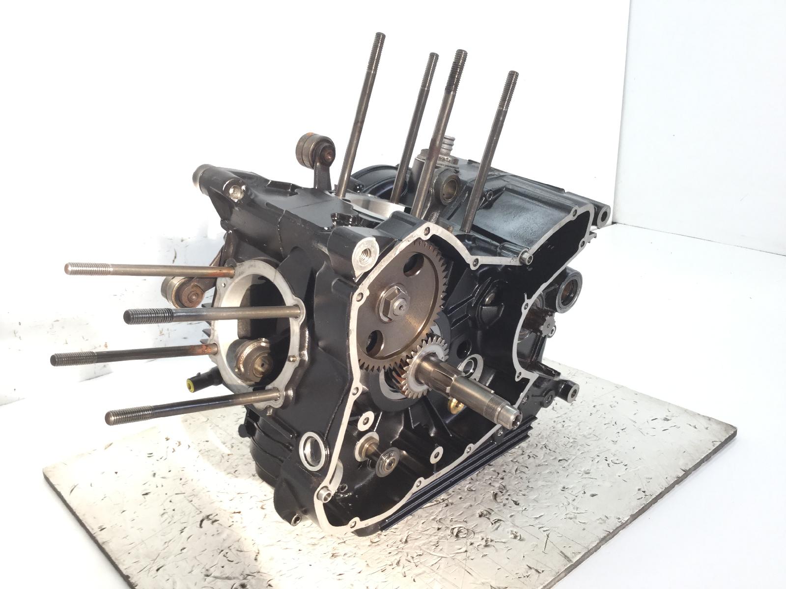 Cagiva alazzurra 350 carter motore albero e ingranaggi cambio mod: dm350l 1986 1988 2m001607