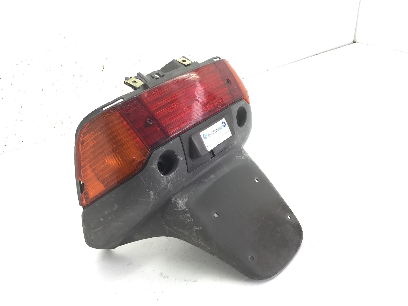 Piaggio sfera 80 faro fanale frecce posteriore parafango portatarga rottura 1993 1993 ns81t