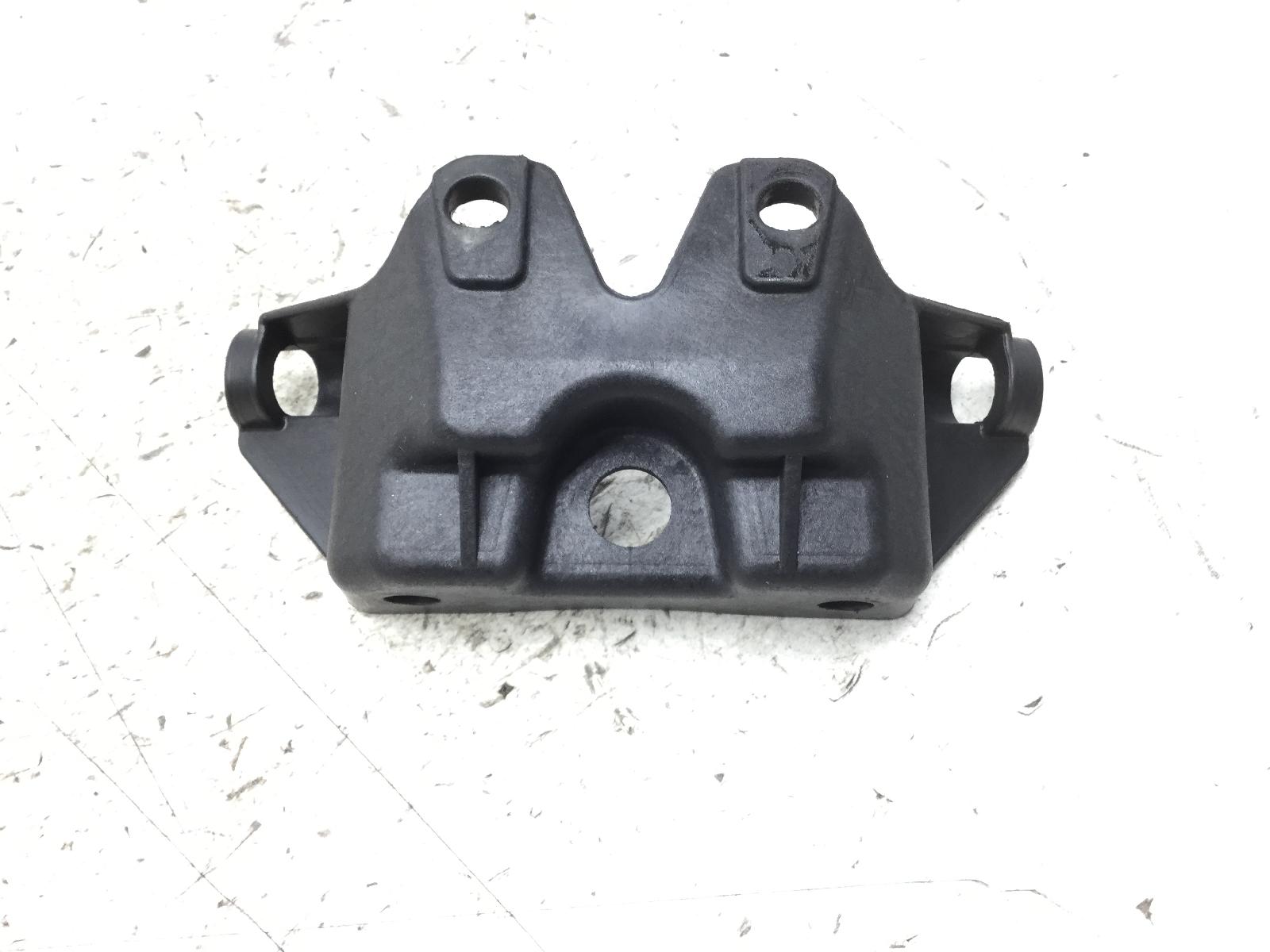 Piaggio vespa gts 250 supporto gancio sella saddle 2005 2014 zapm4510000031287