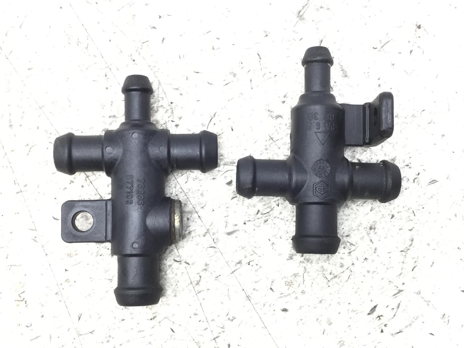Piaggio vespa gts 250 coppia raccordi tubi acqua radiatore 2005 2014 zapm4510000031287