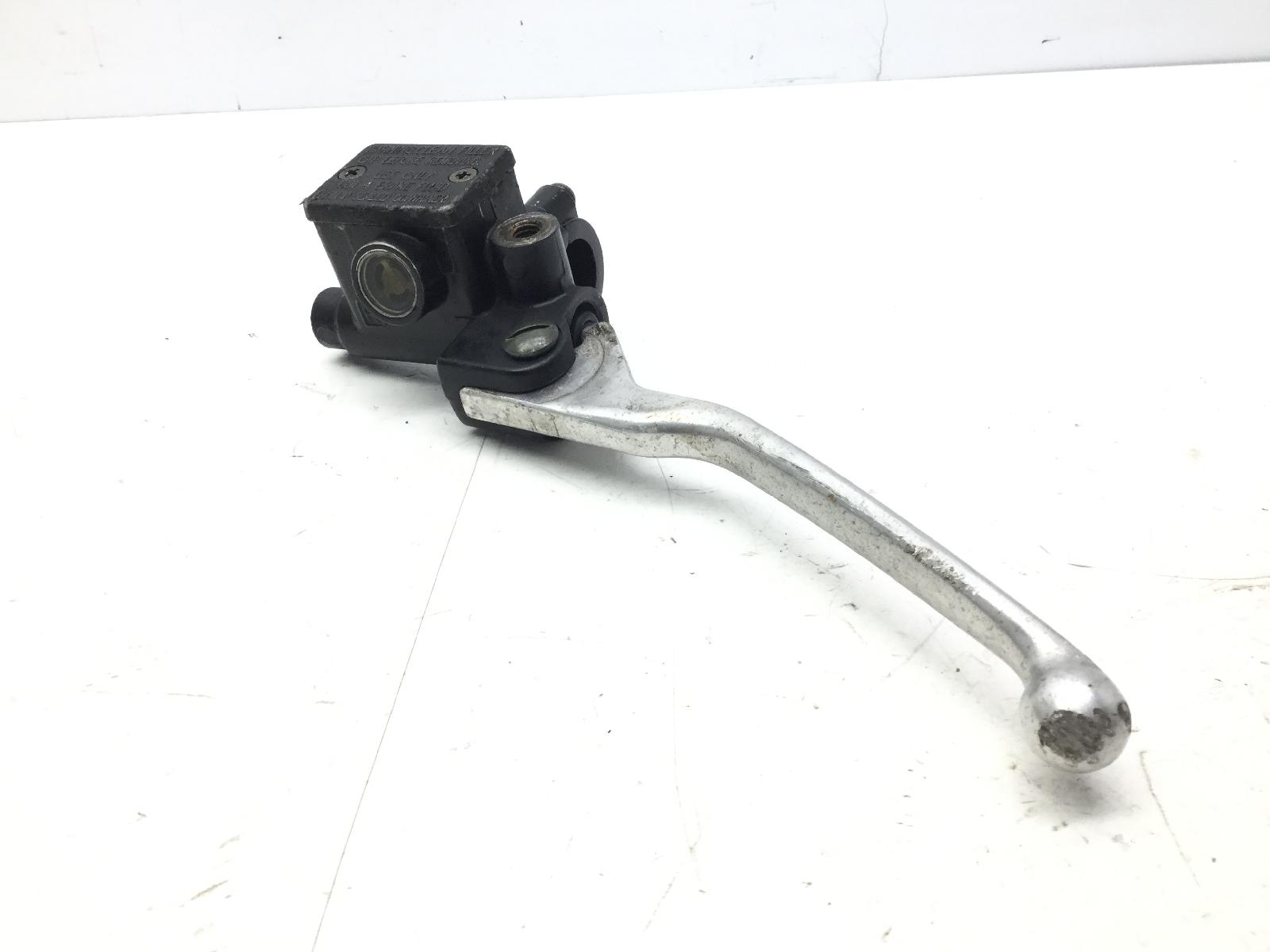 Piaggio vespa gts 250 pompa freno posteriore sinistra e leva 2005 2014 m45100