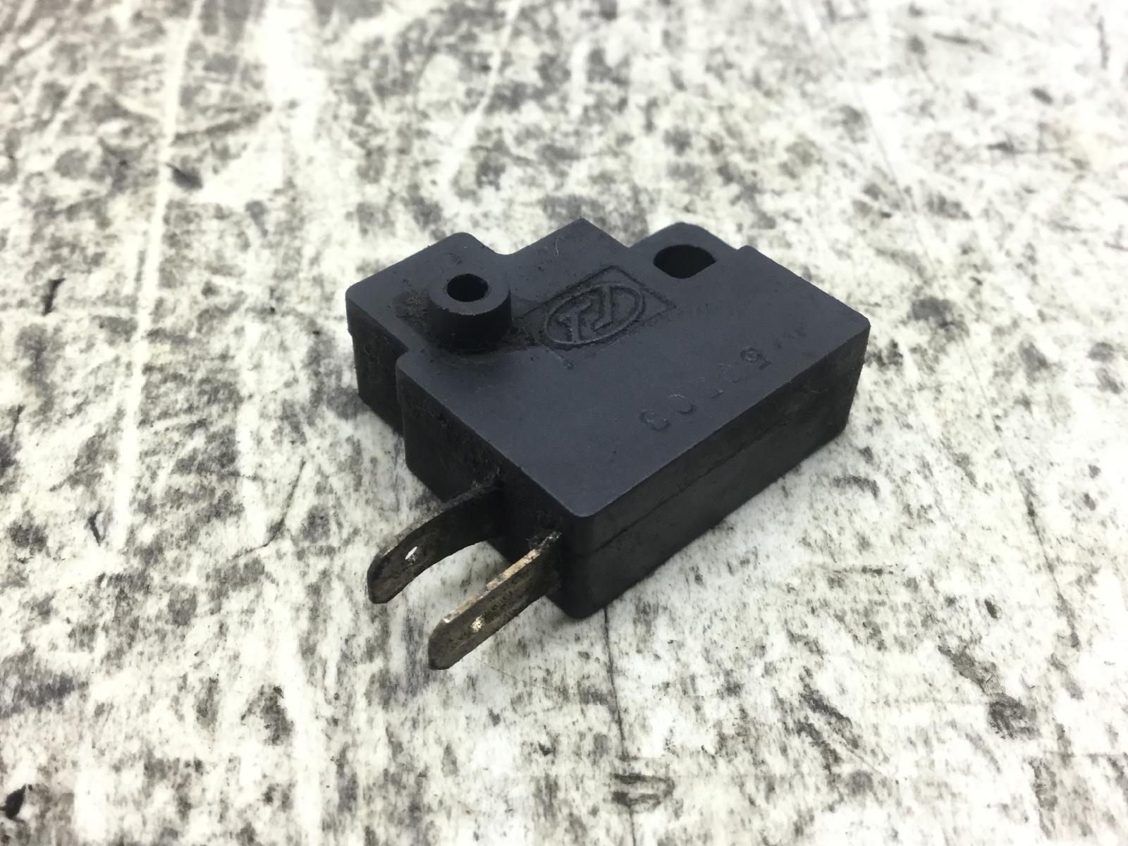 Honda vision 110 sensore stop microstop freno anteriore destro 2013 2013 zdcjf53b0ef