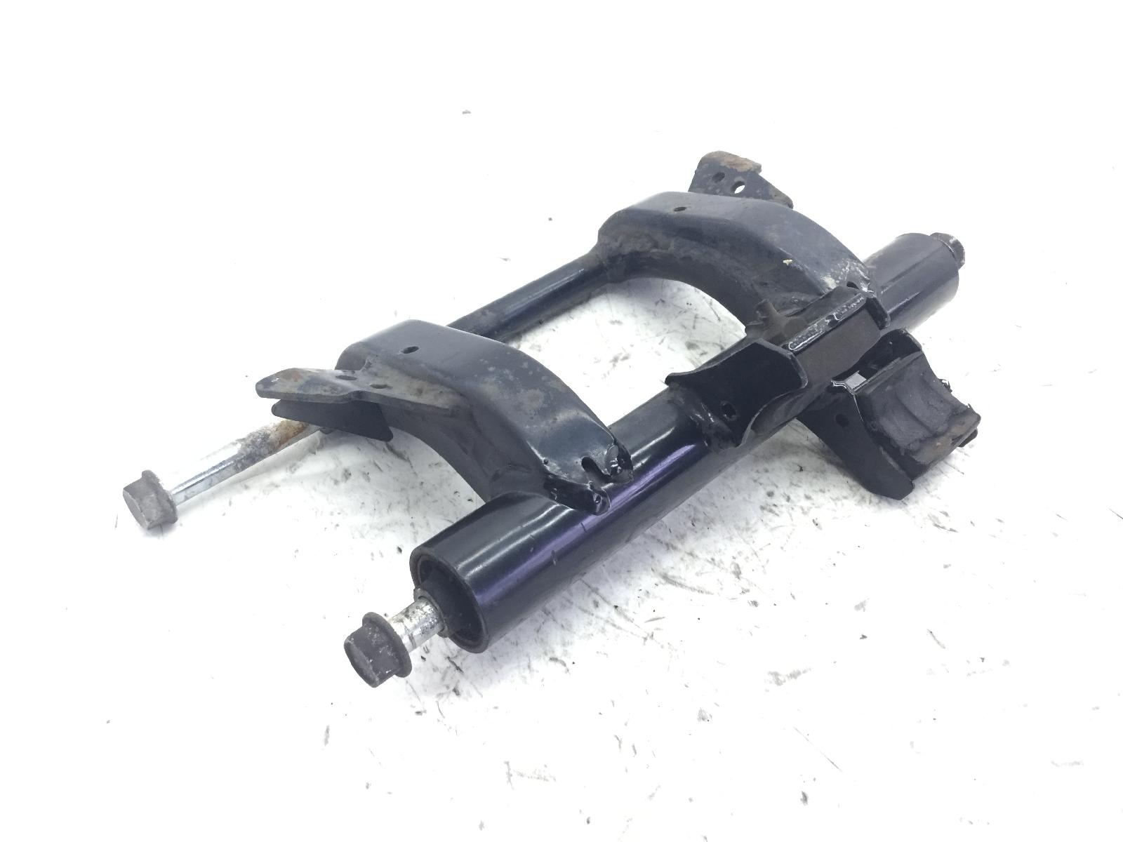 Honda vision 110 staffa supporto motore - silent block usurati 2013 2013 zdcjf53b0ef